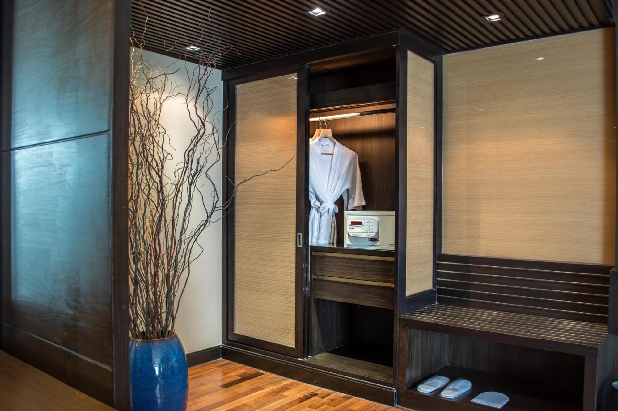 Deluxe Twin Room Sea View