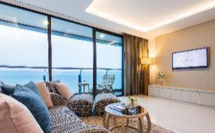 Dara Suite with Club Benefits with Sea View,1274152462:JPEG