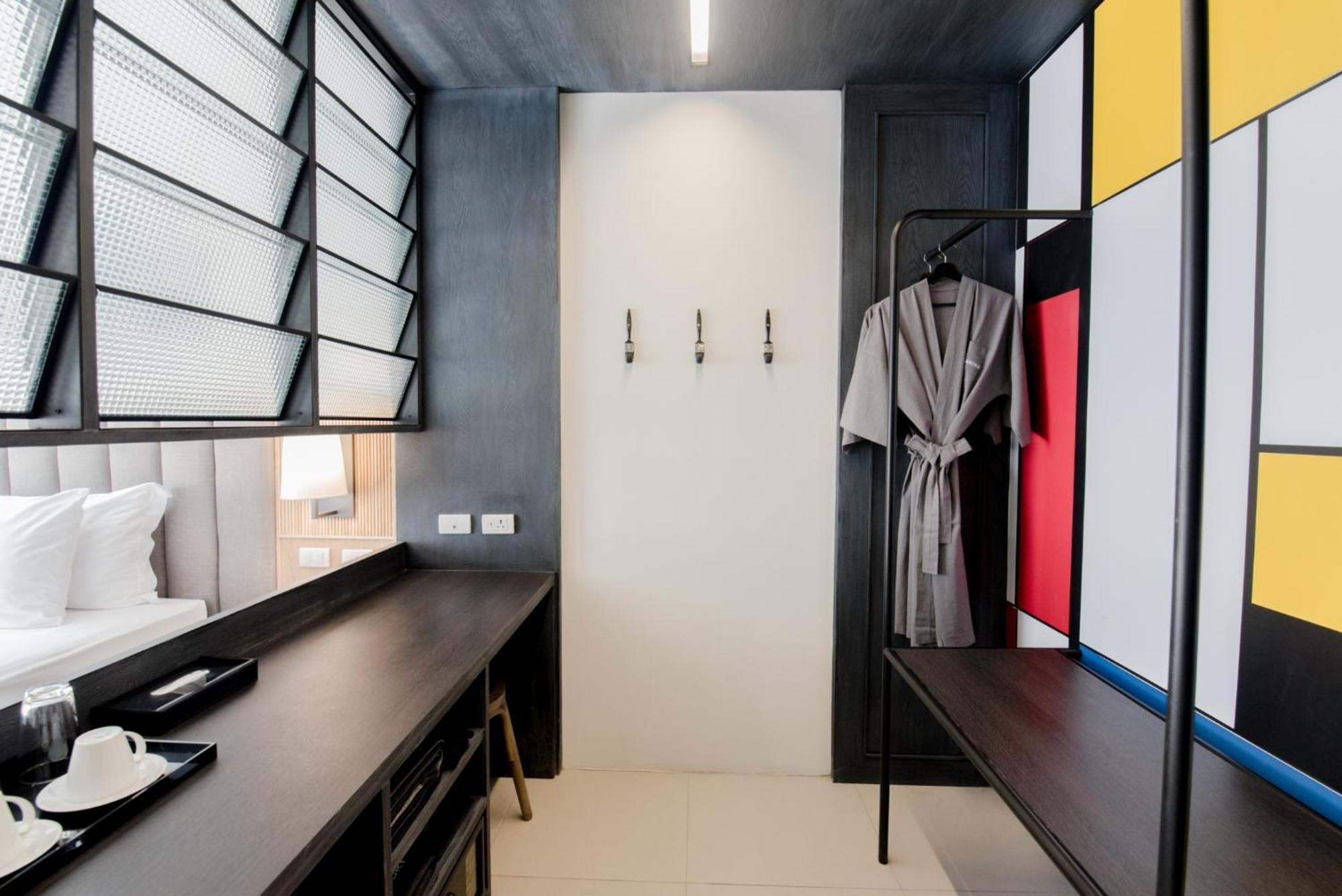 Artsy Deluxe Room