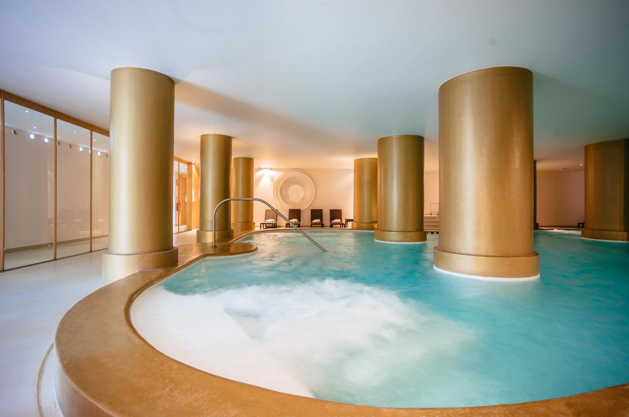 Double or Twin Room with Spa Access
