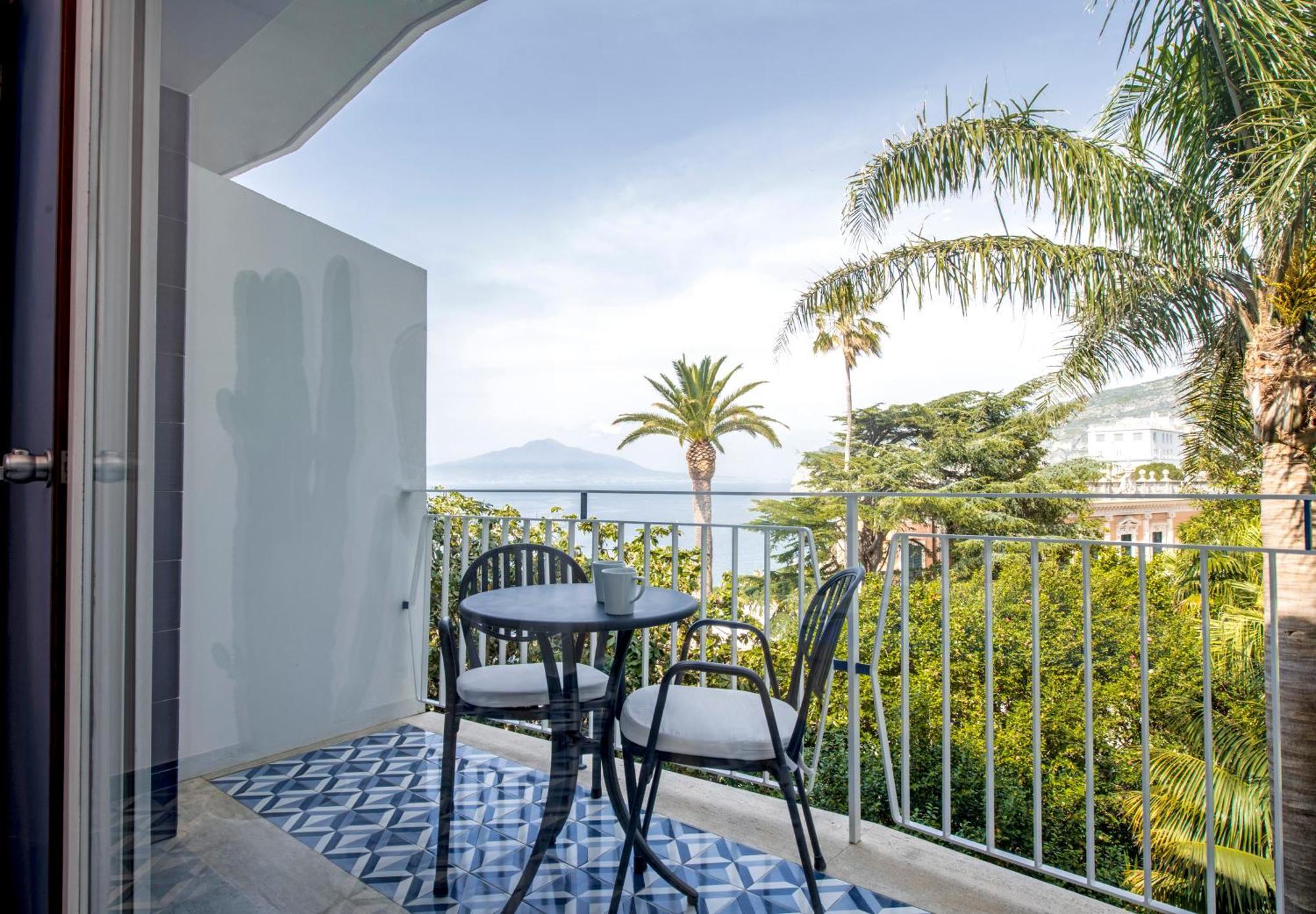 Triple Room with Park View,1433499223:JPEG