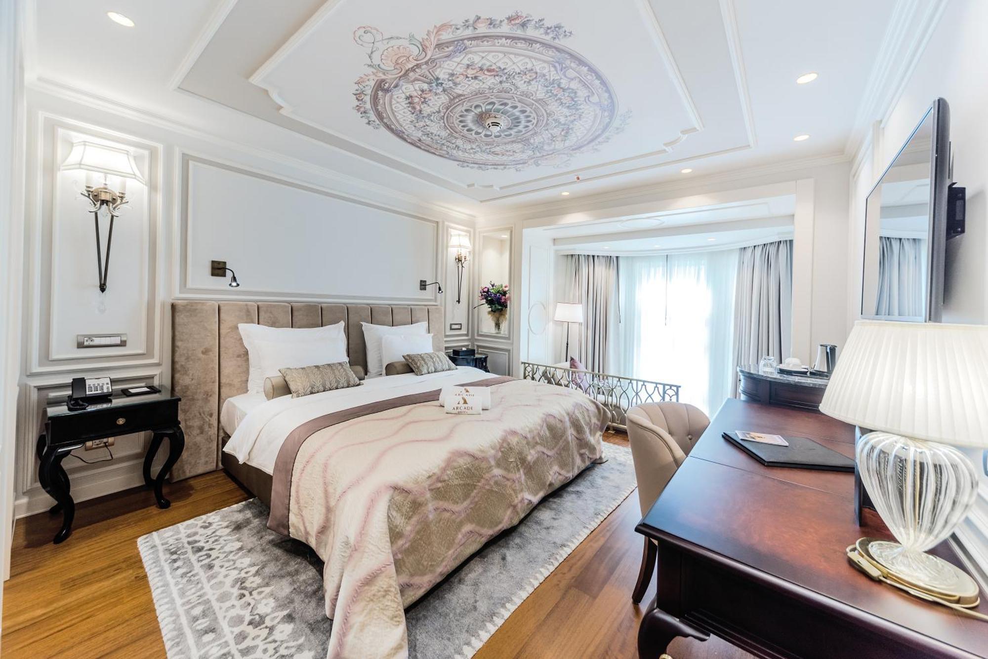 Luxury Deluxe Double or Twin Room,1548244894:JPEG