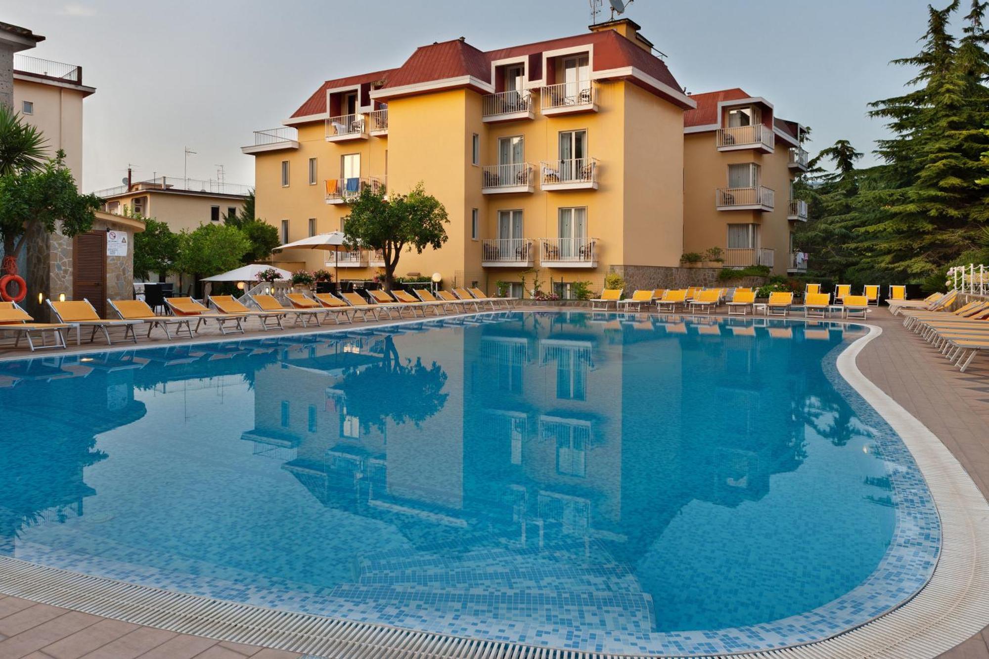 Economy Double or Twin Room