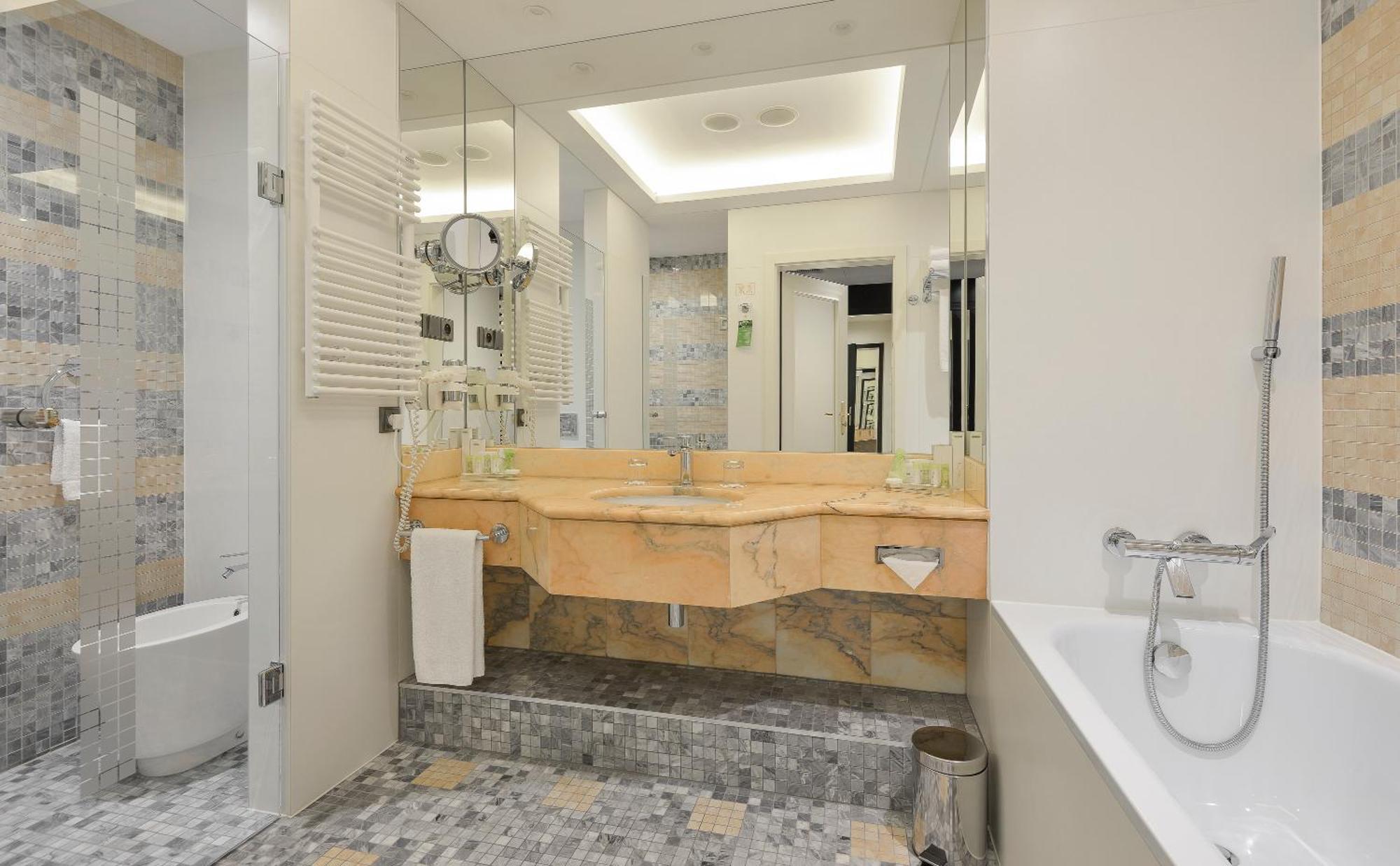 Junior Suite,1300117258:JPEG