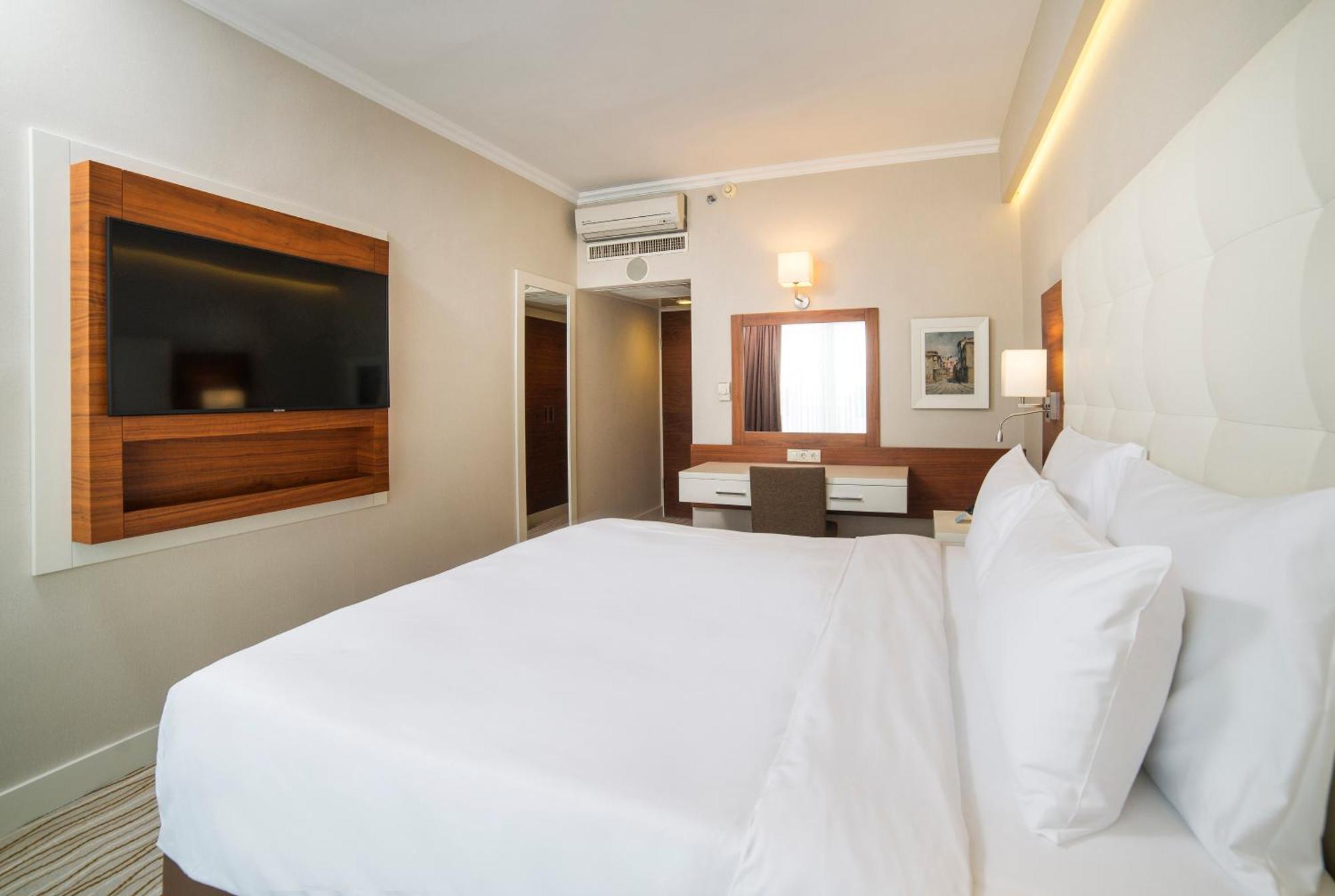 Suite Balcony Sea View Non-Smoking