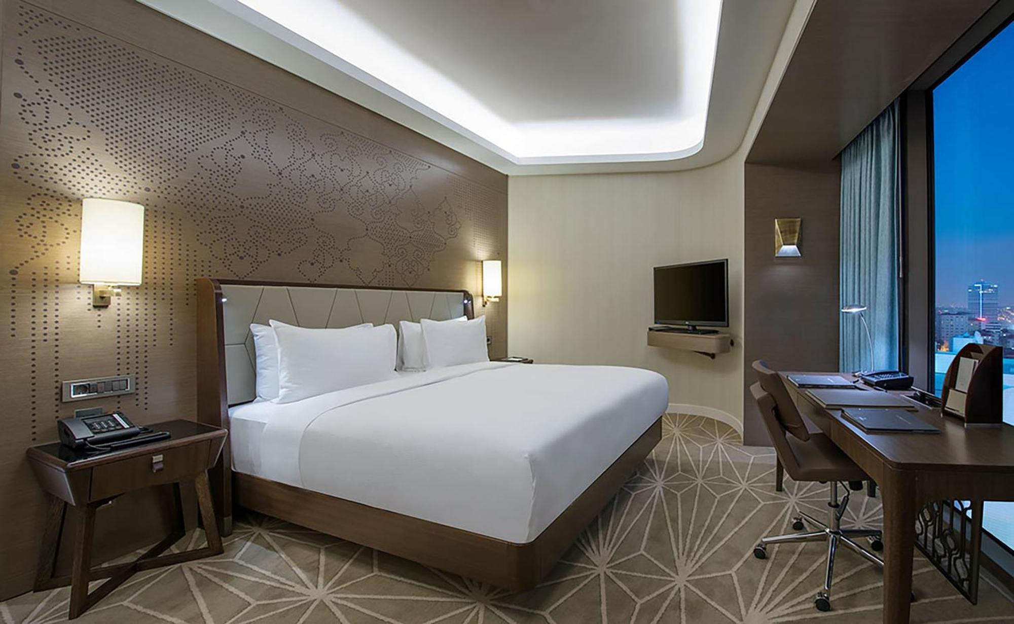 Deluxe King Room,1530676534:JPEG