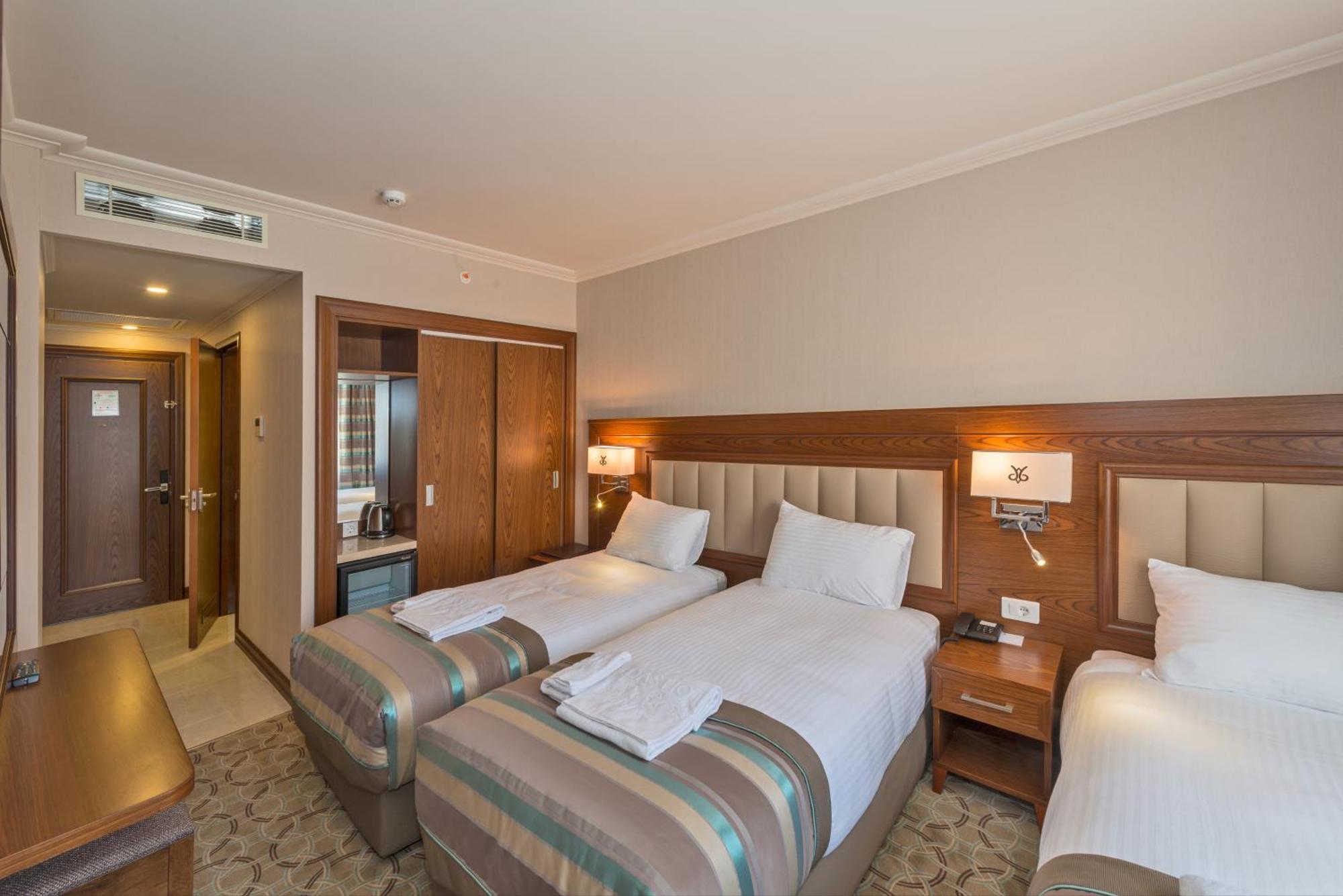 Deluxe Triple Room,1275040507:JPEG