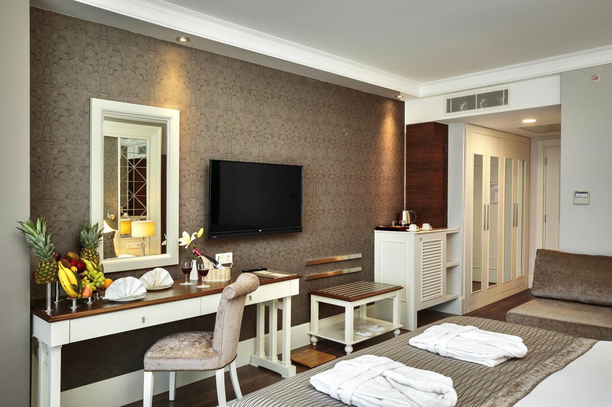 Standard Double Room with Sea View,1275055399:JPEG