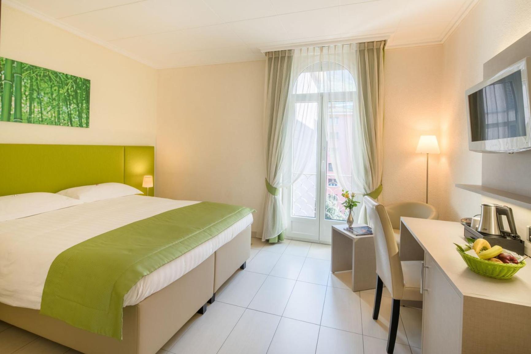 Executive Double Room Balcony,1651732928:JPEG