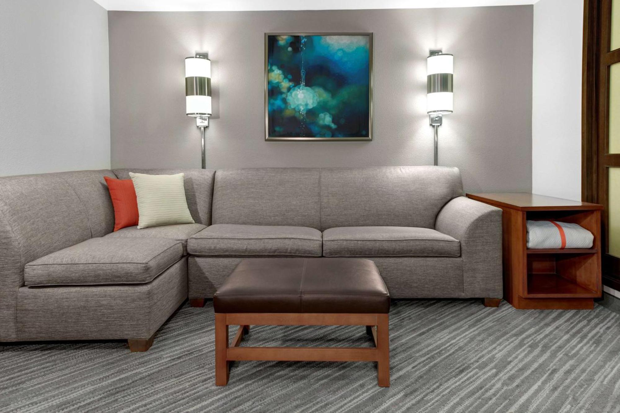 King Room with Sofa Bed - High Floor