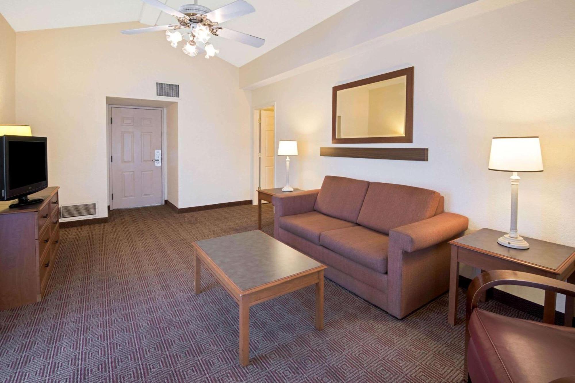 Suite Deluxe con cama grande - No fumadores