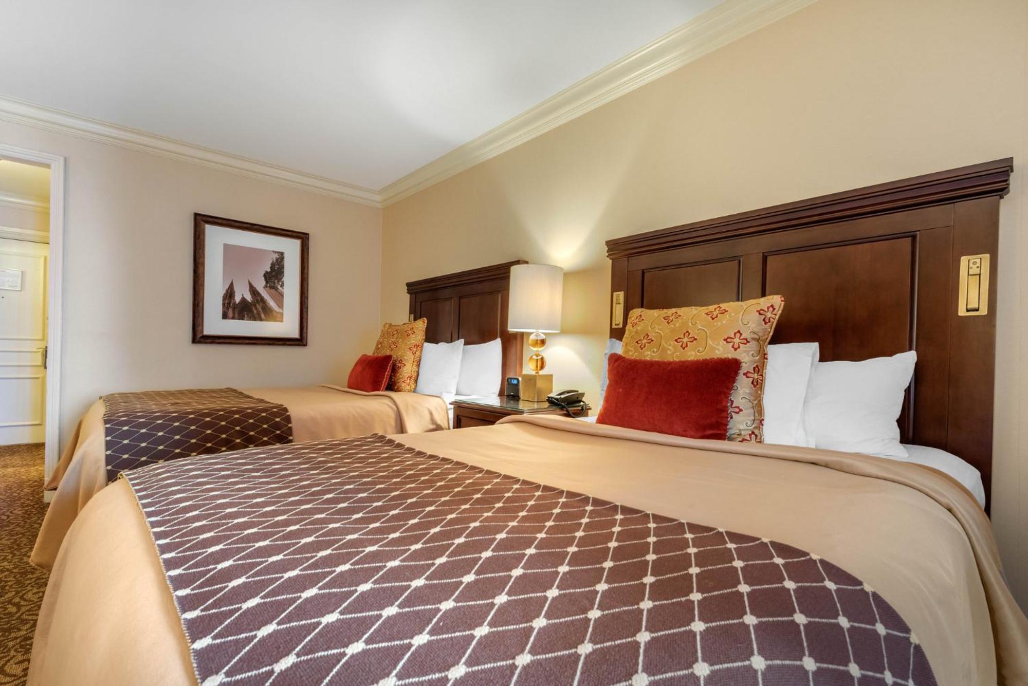 Deluxe Room Two Double Beds
