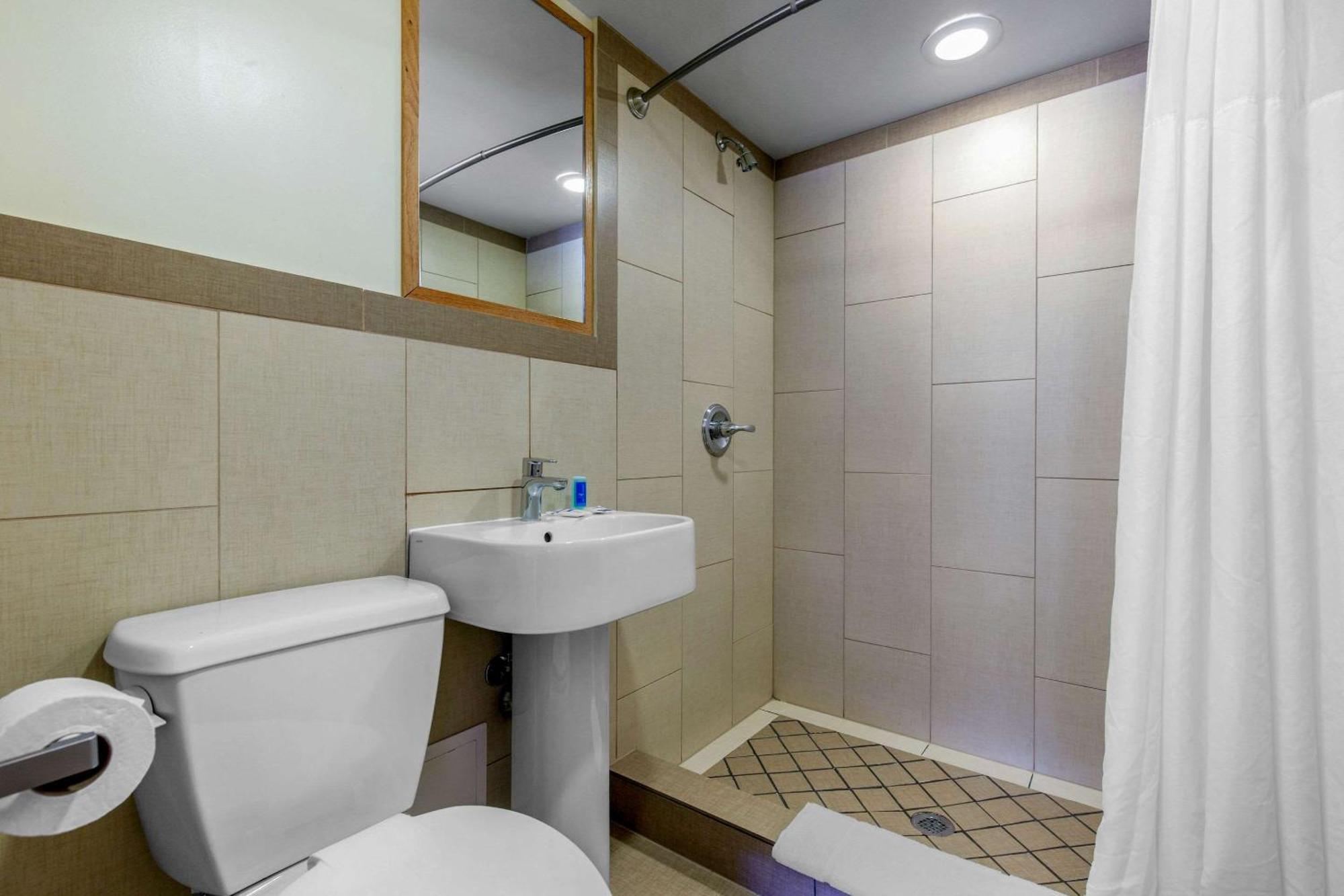 Double Room Two Double Beds Non-Smoking