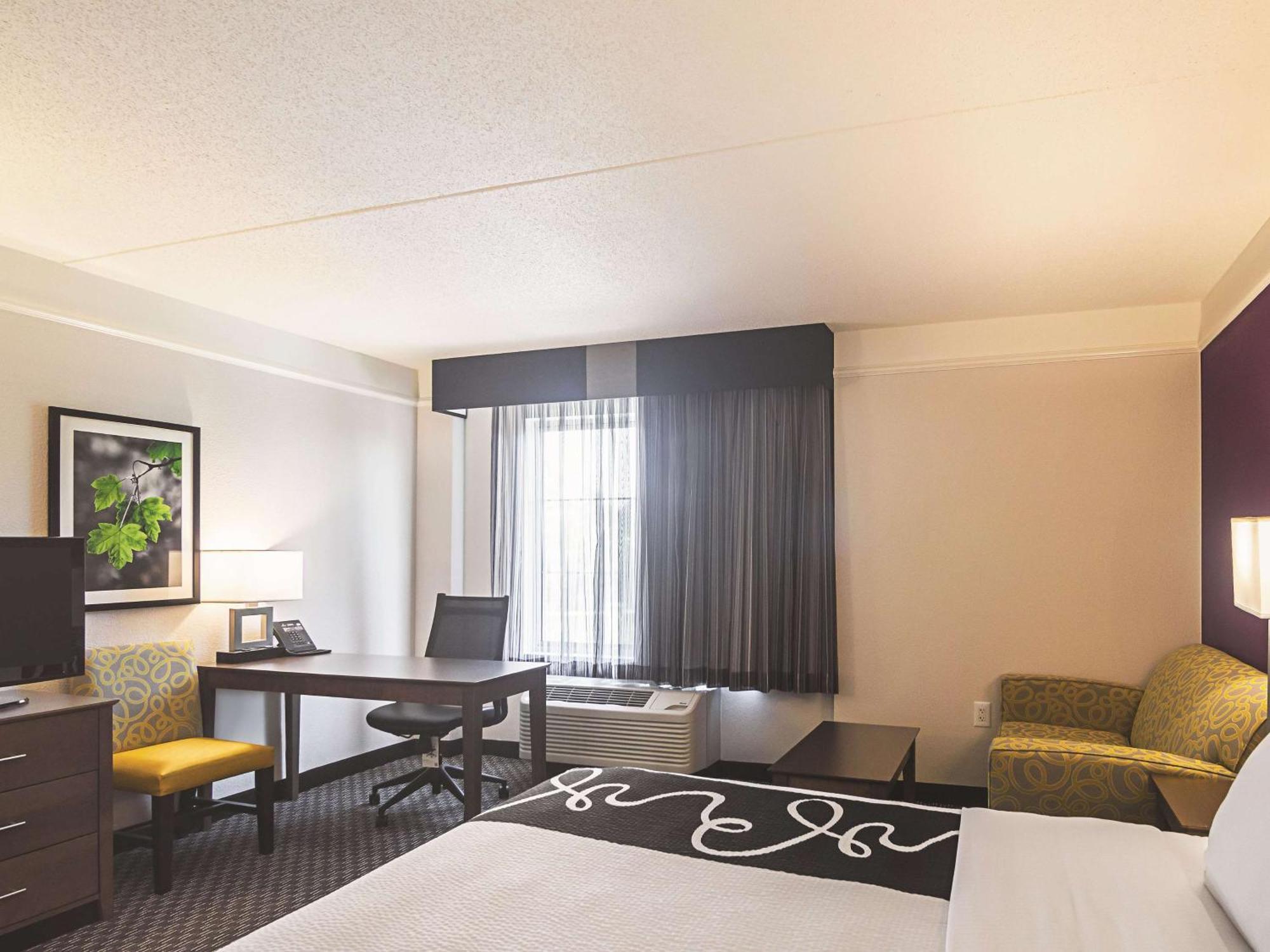 Executive King Room