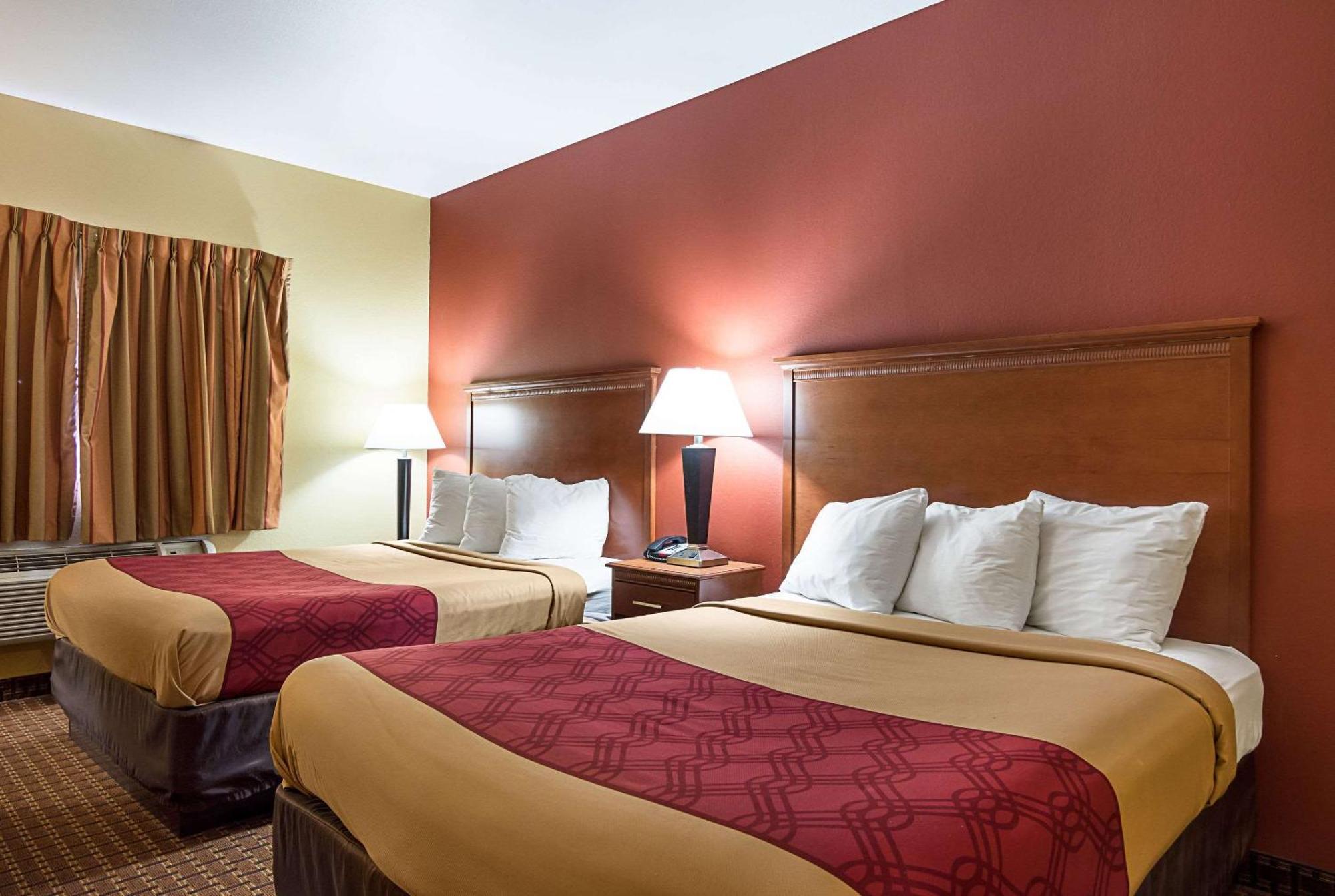 Queen Room with Two Queen Beds - Non-Smoking