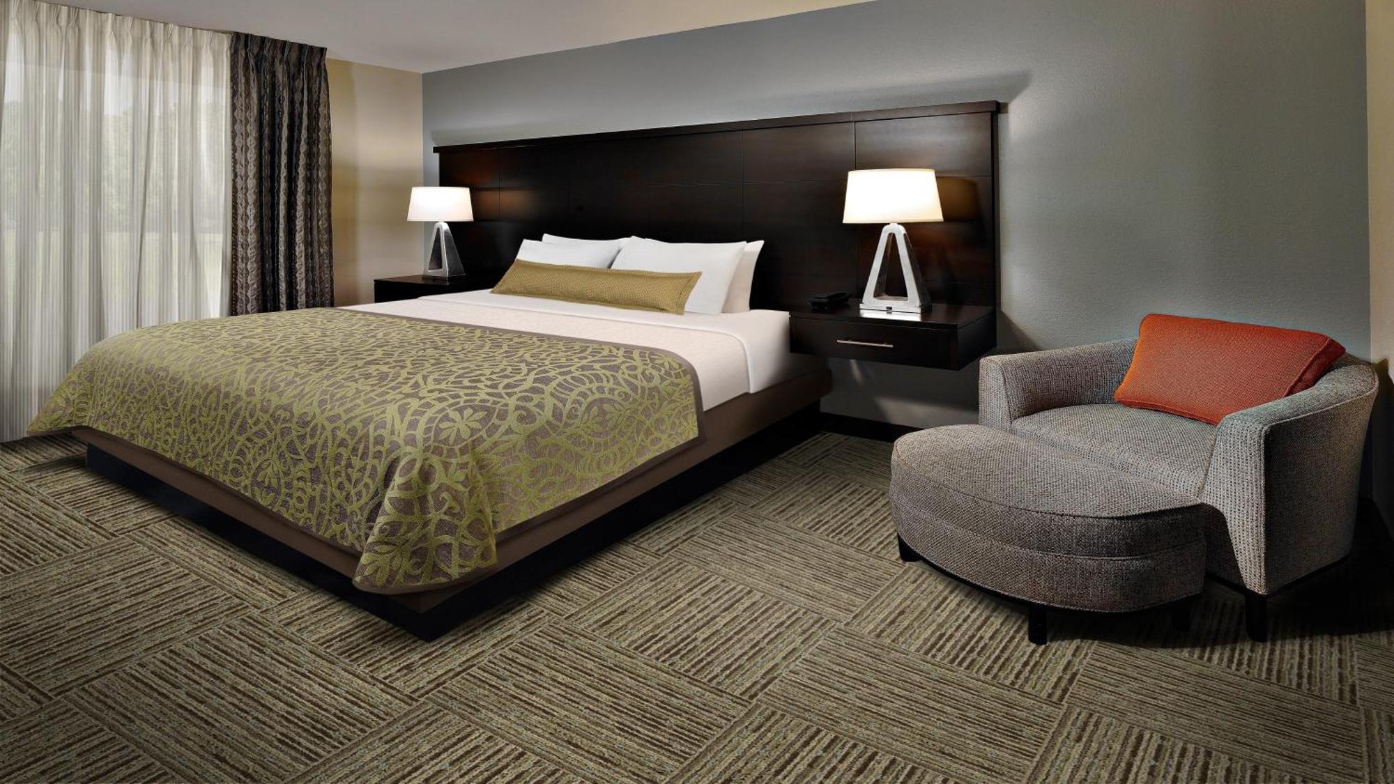 One-Bedroom King Suite