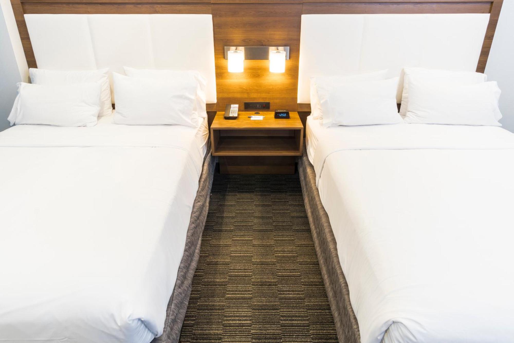Chambre Standard avec 2 Lits Queen-Size