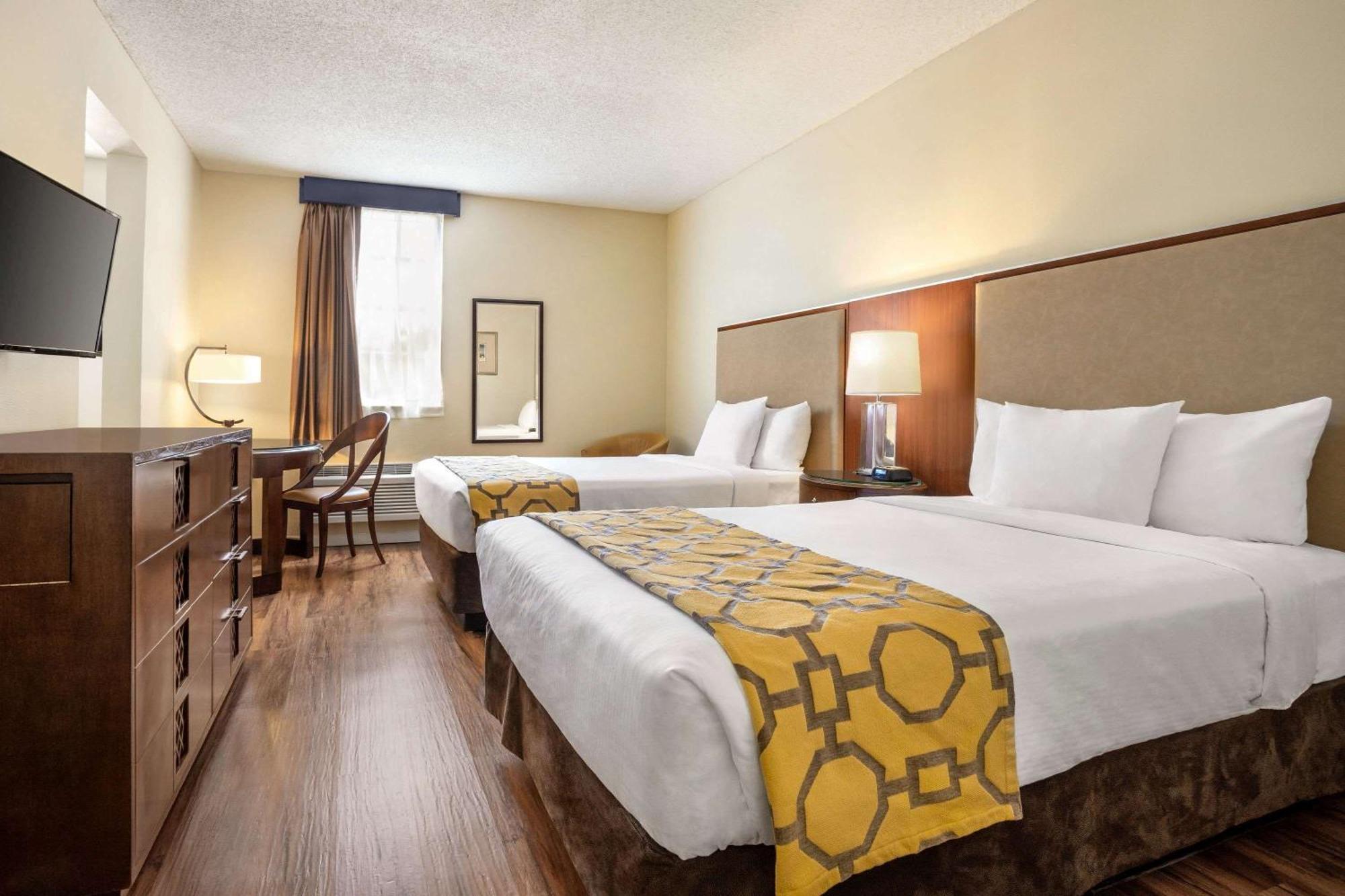 Double Room with Two Double Beds - Non-Smoking