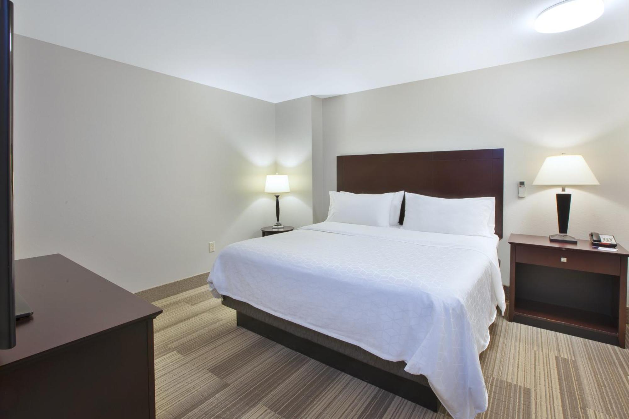Queen Suite Two Queen Beds Sofa Bed Extra Floor Space