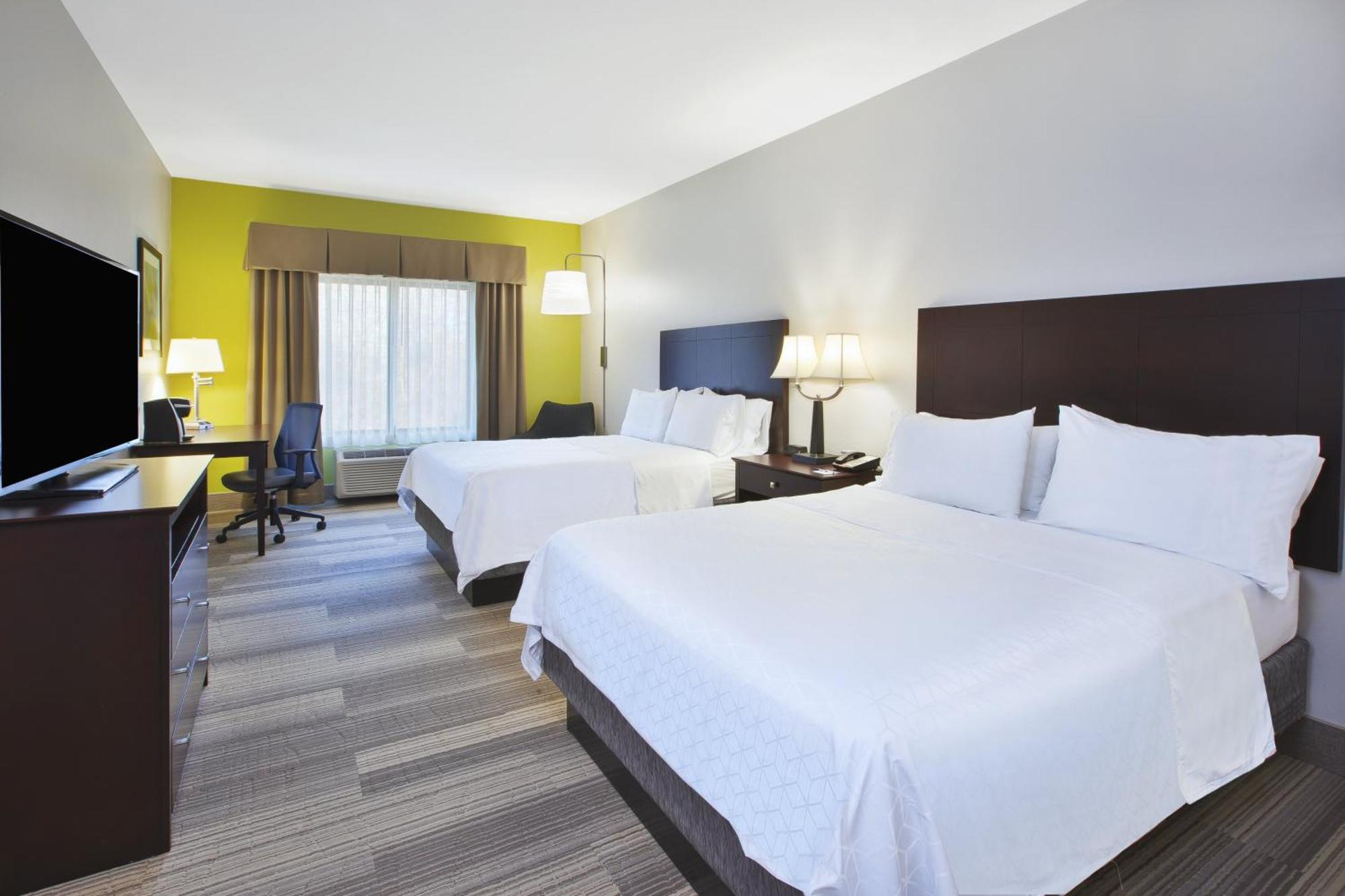 Standard Room Two Queen Beds