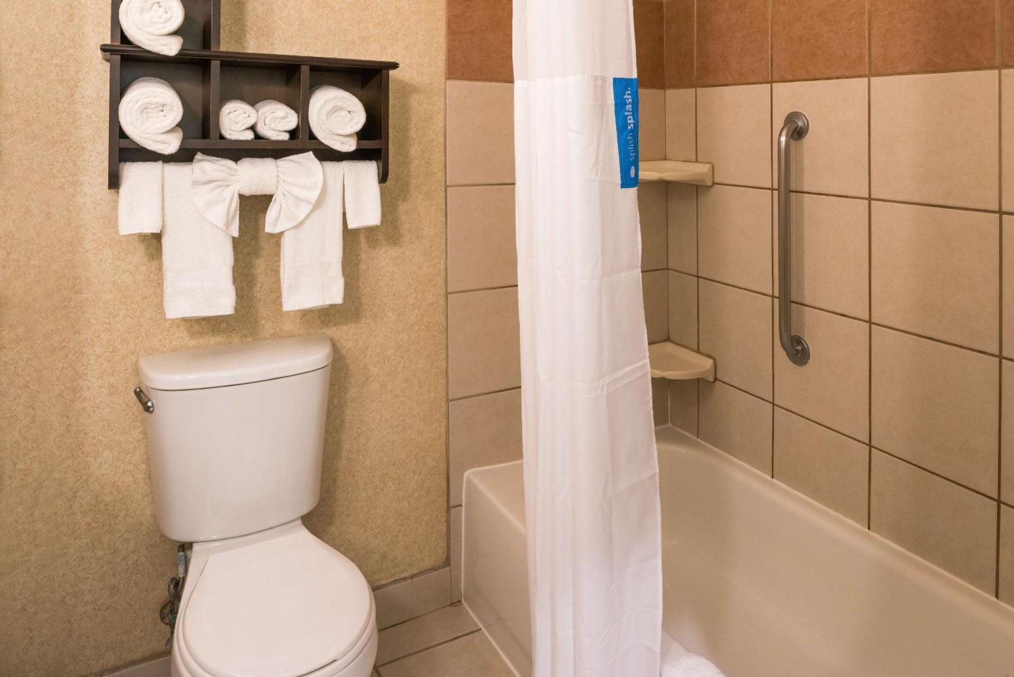 King Studio Suite - Mobility Access/Non-Smoking