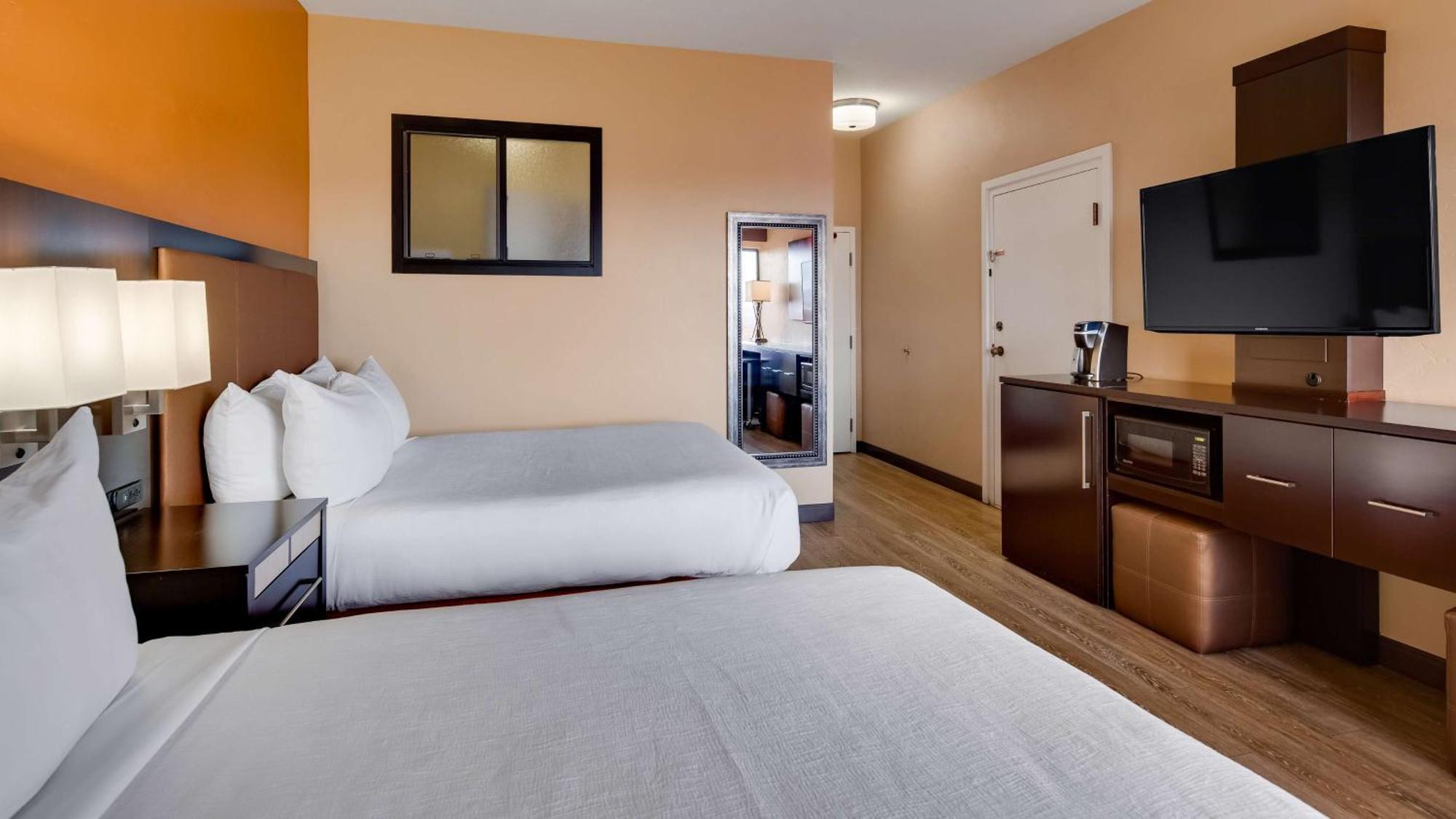Zimmer mit 2 Queensize-Betten und Aussicht - Nichtraucher