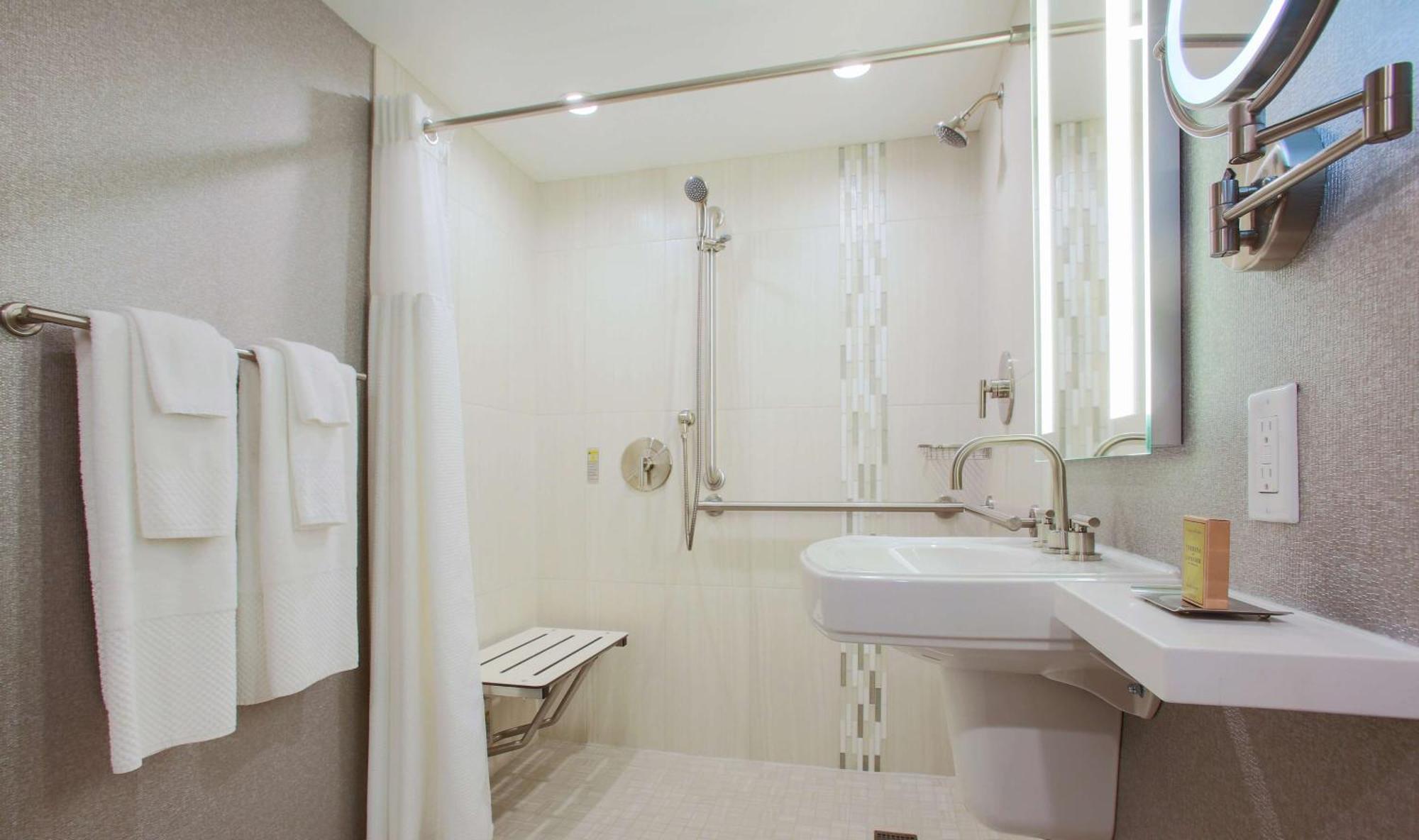 King Room with Roll-In Shower - Disability Access
