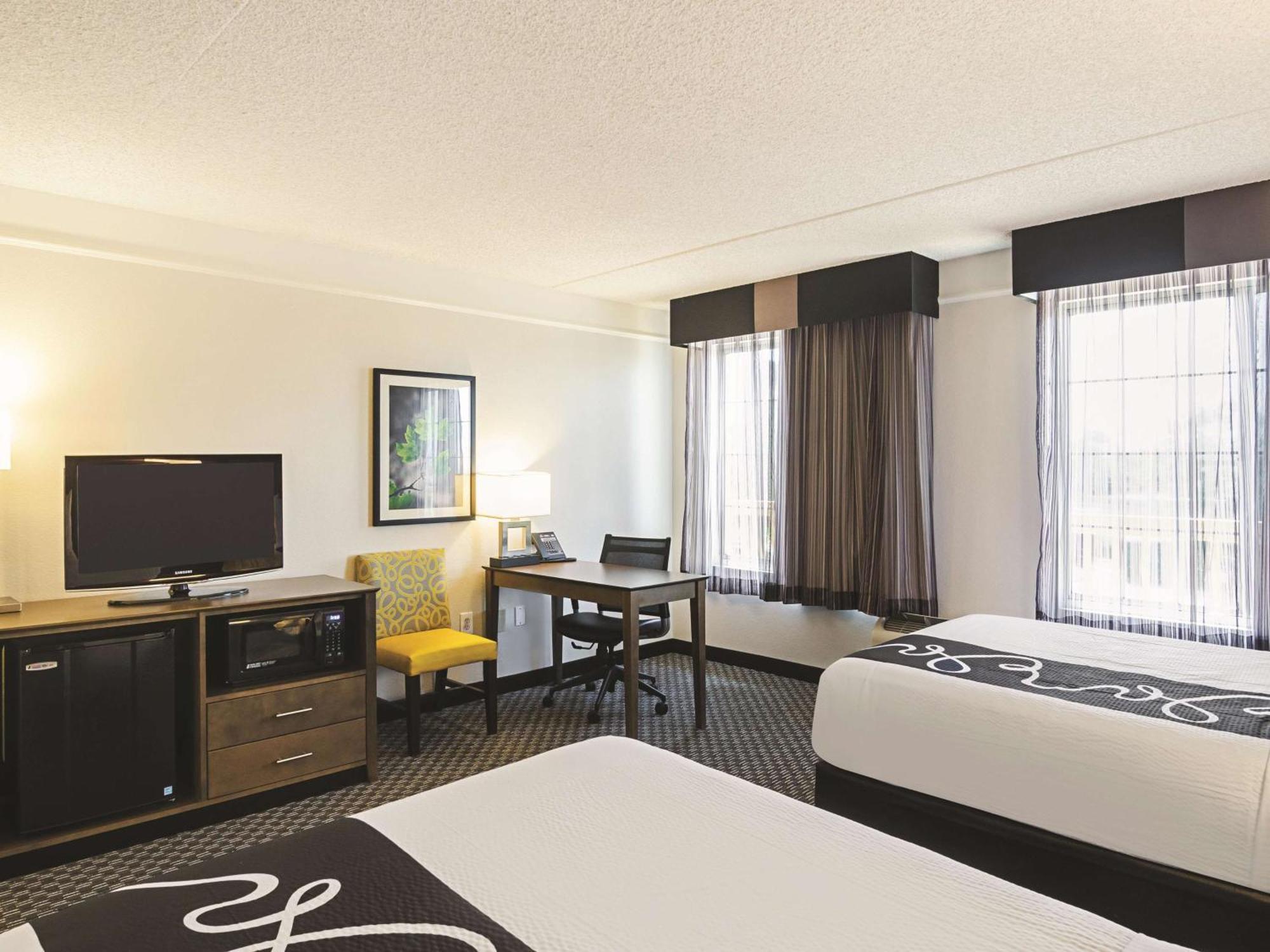 Deluxe Double Room Two Double Beds