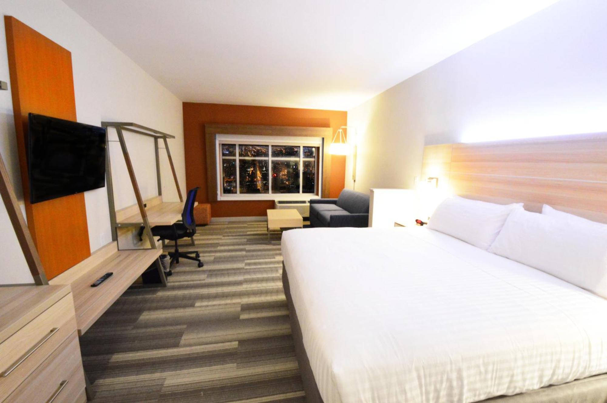 King Suite with Sofa Bed