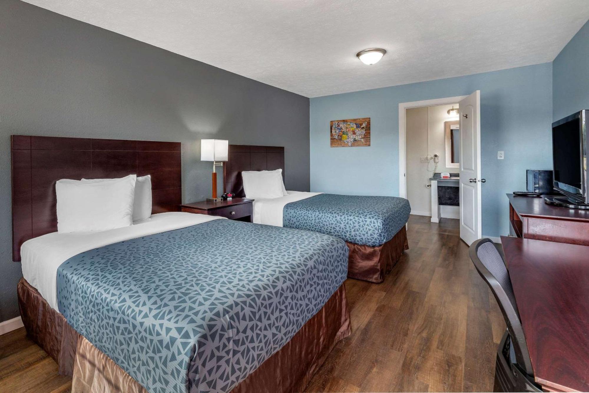 Deluxe Double Room Two Double Beds Non-Smoking