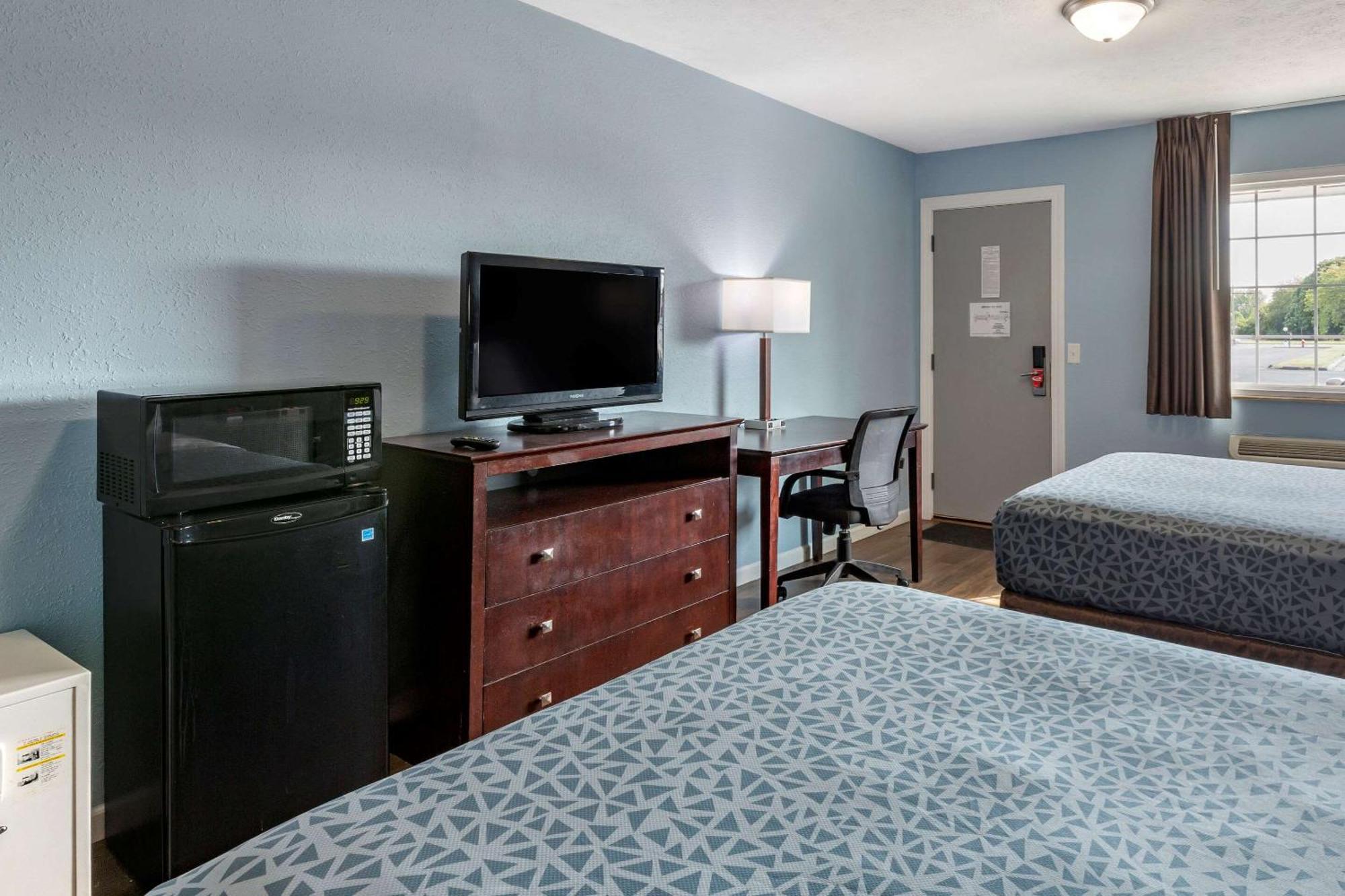 Deluxe Double Room Two Double Beds Non-Smoking