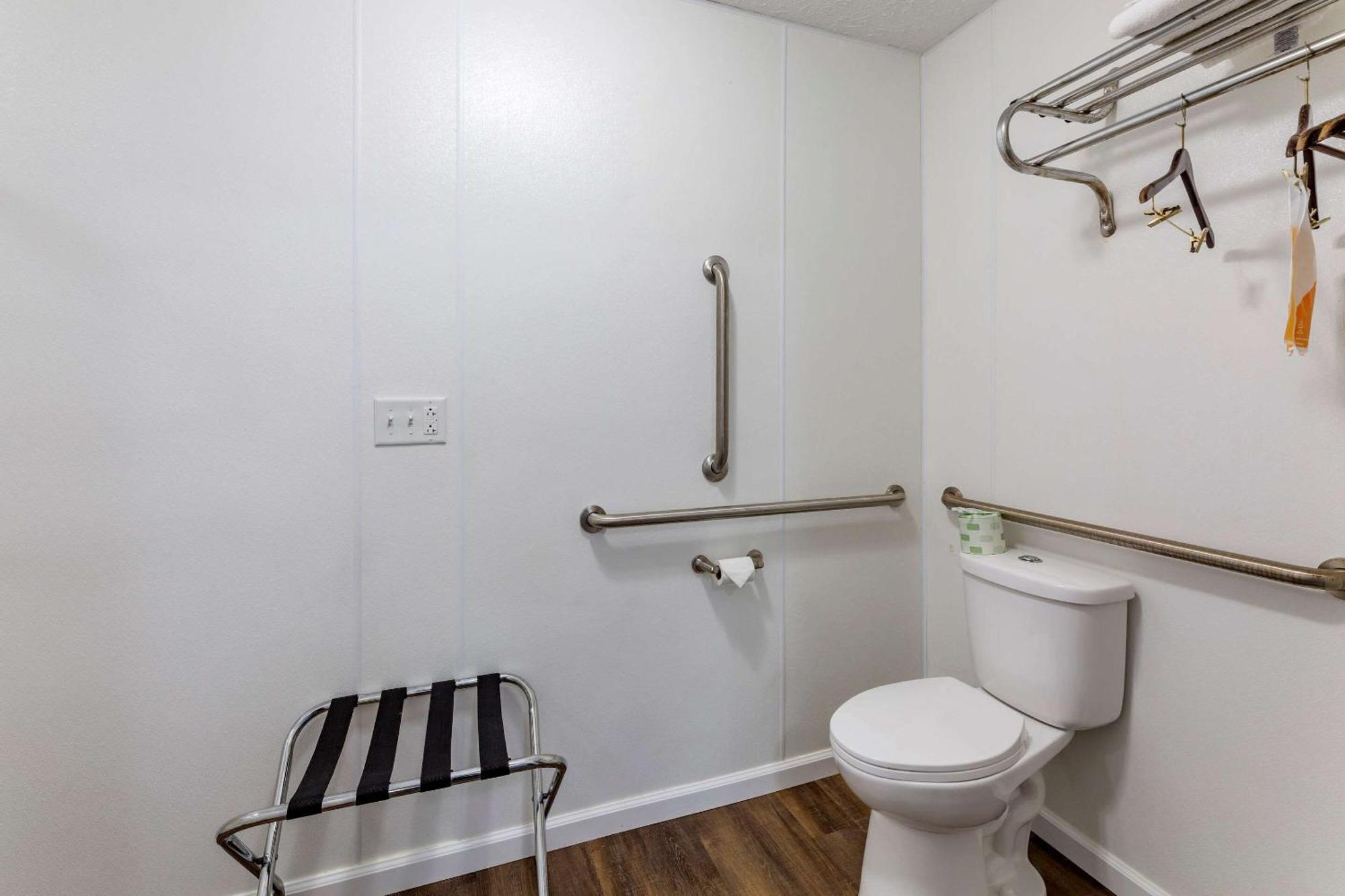 Deluxe Double Room Two Double Beds Non-Smoking