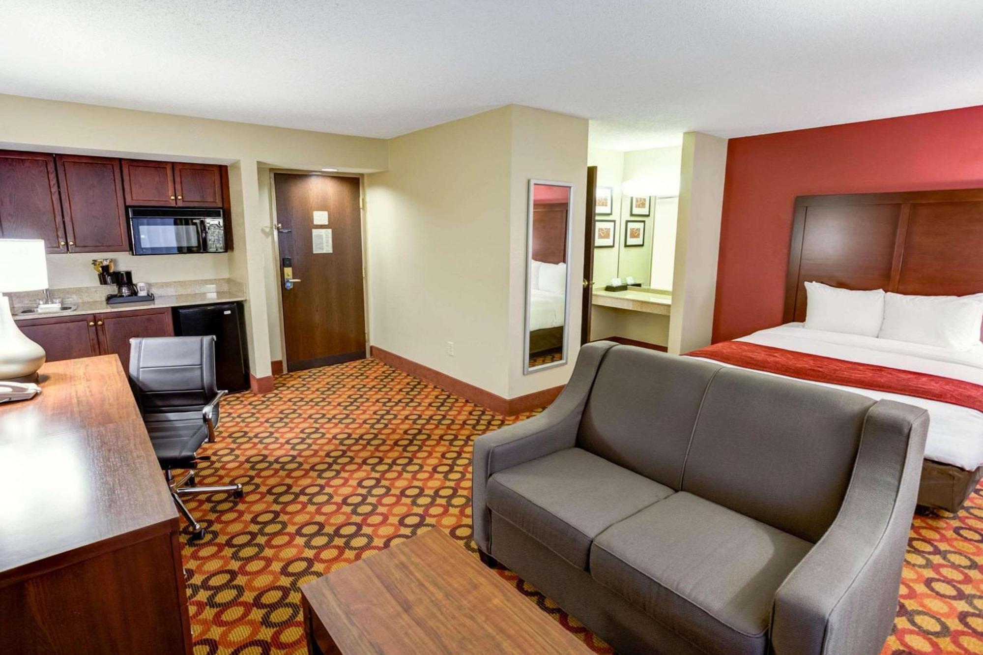 King Studio Suite