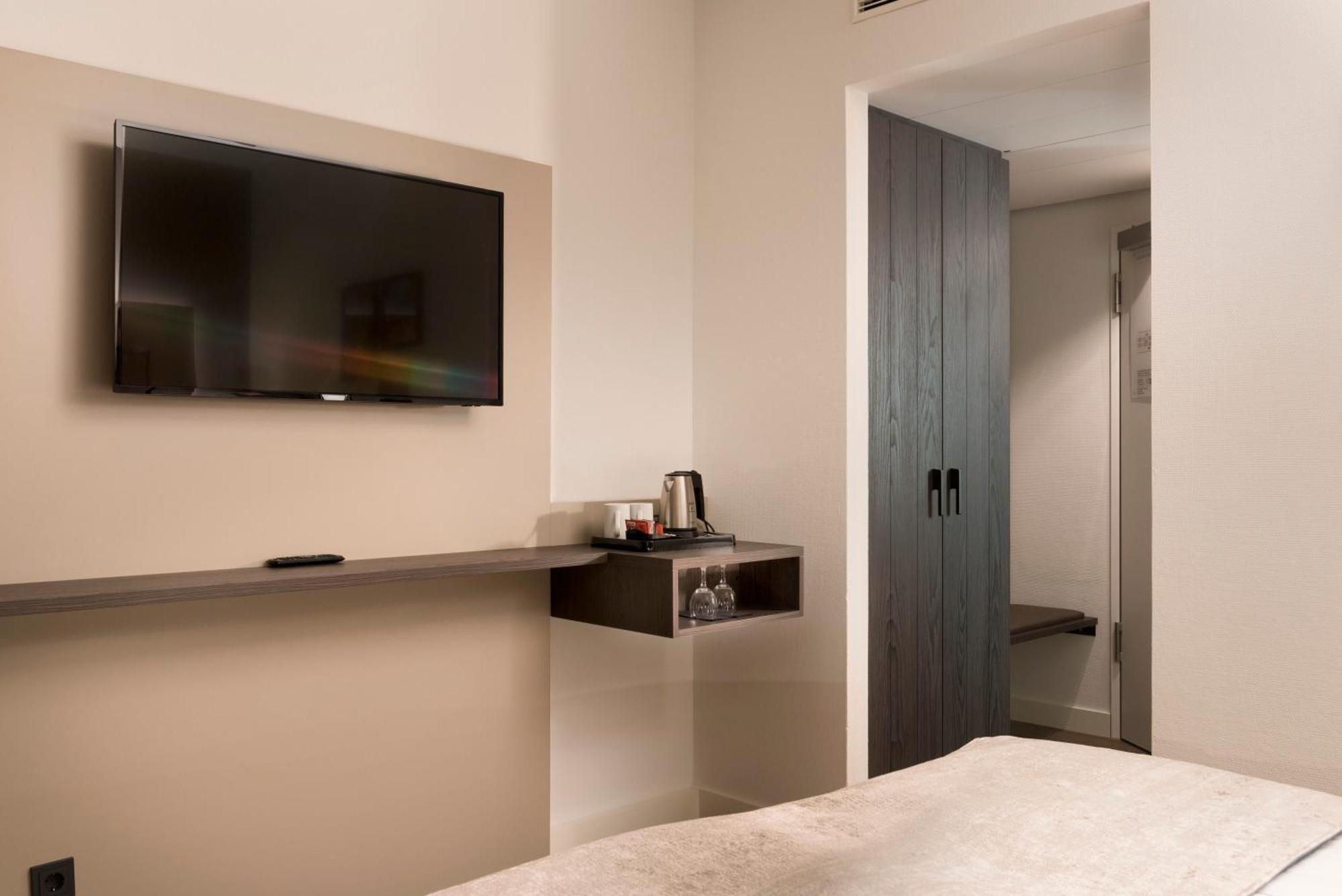 Standard Double Room,1705848976:JPEG