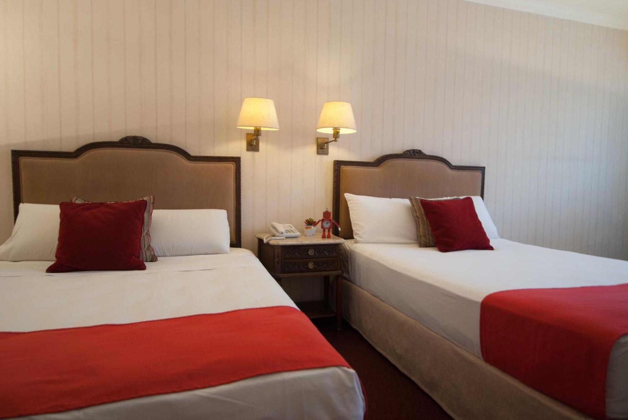 Twin Room Non-Smoking