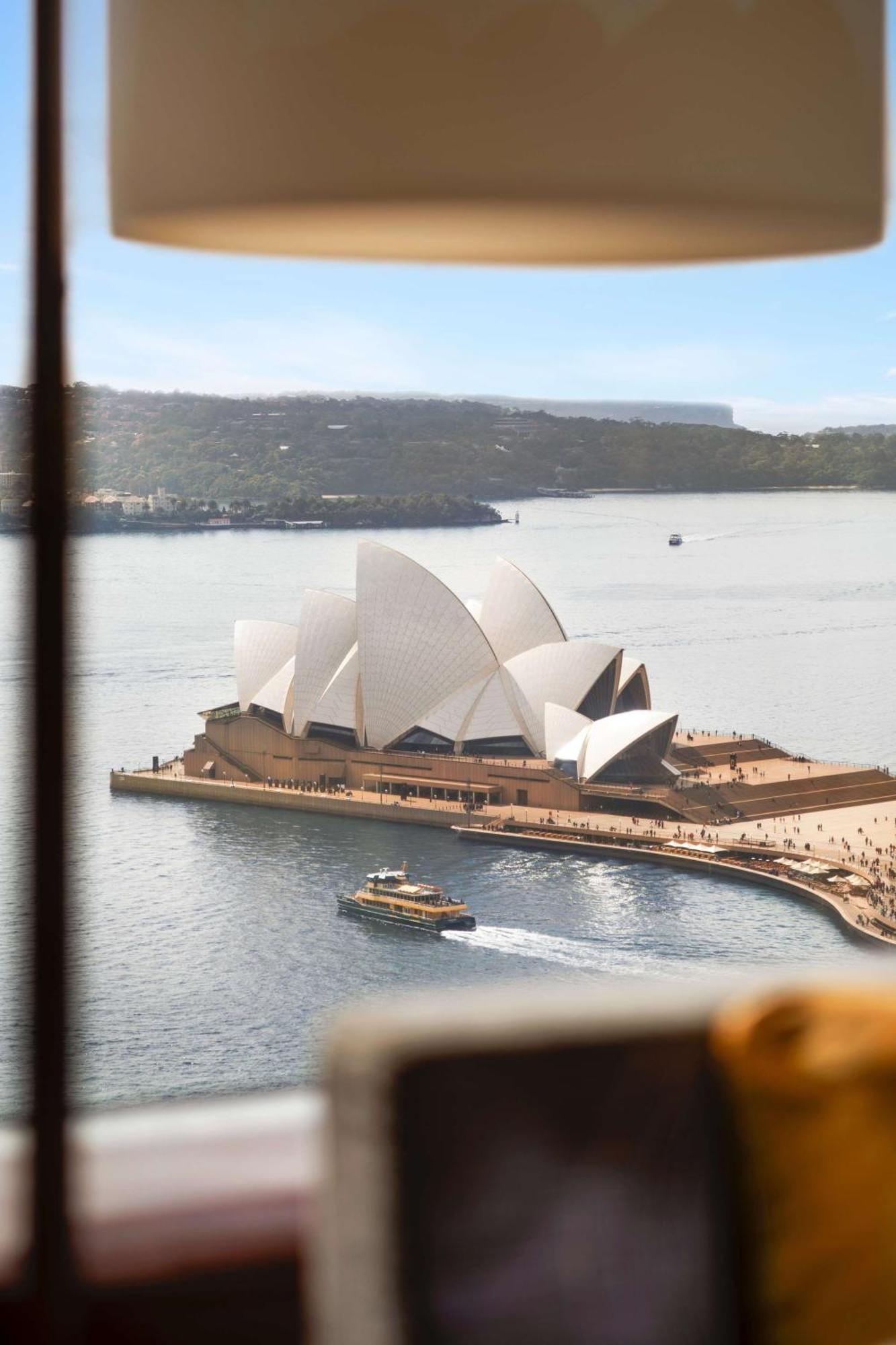 Executive Sydney Harbour King,1277313559:JPEG