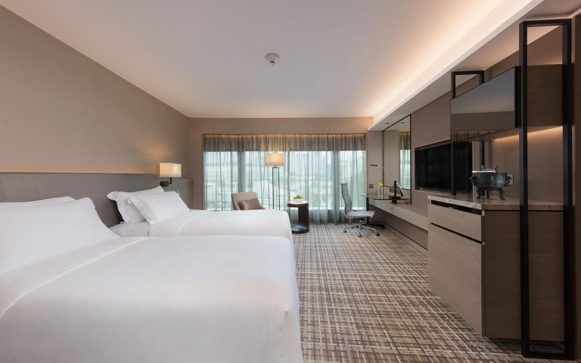 Delightful Afternoon Tea Retreat Cityview room