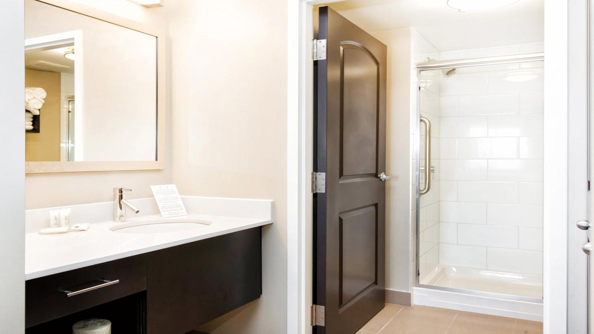 King Studio Suite