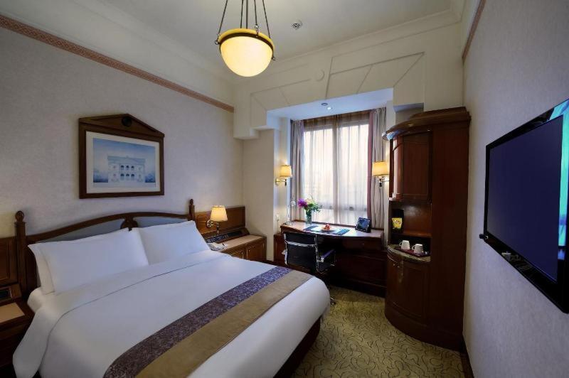 Floor Queen or Twin Room,61908622:JPEG