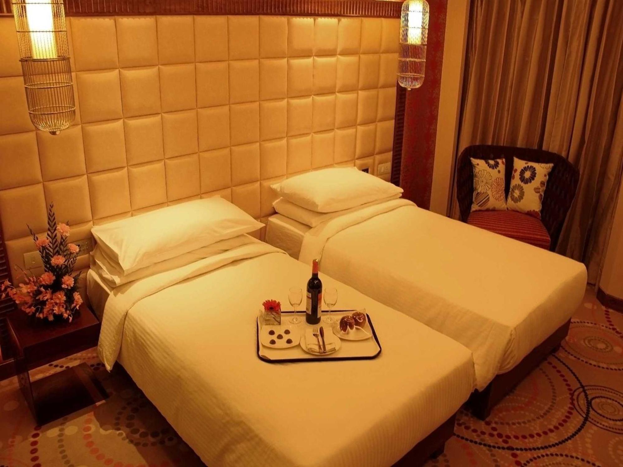 Deluxe Triple Room Inclusive of Wifi on food & soft beverages,1277653783:JPEG