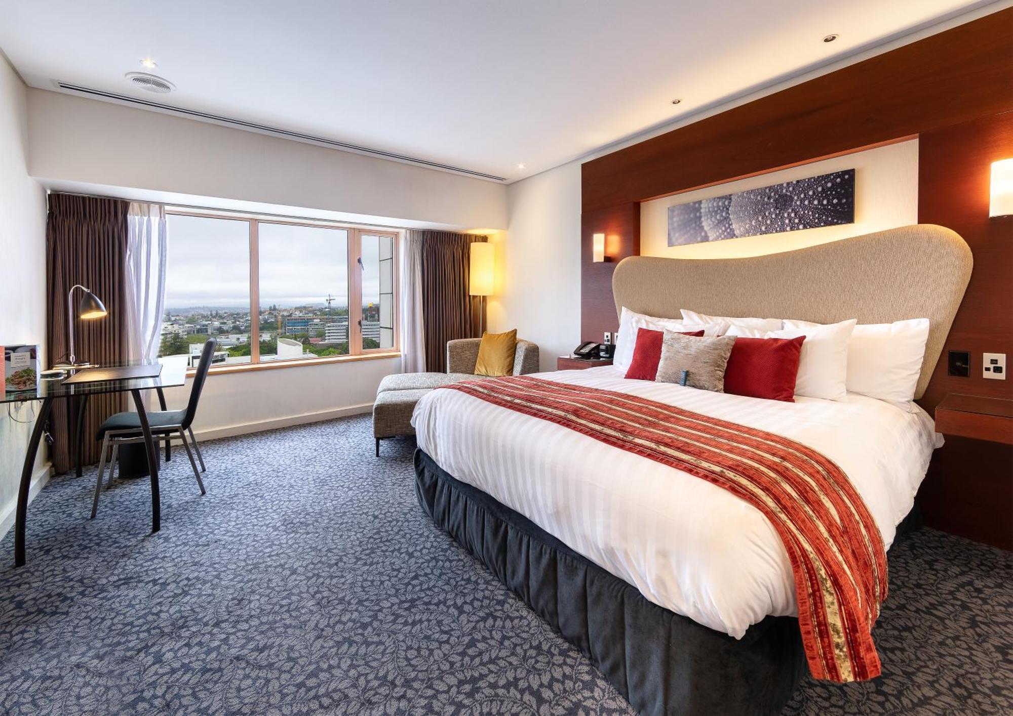 Premium King Room with City High Floor View and Lounge Access