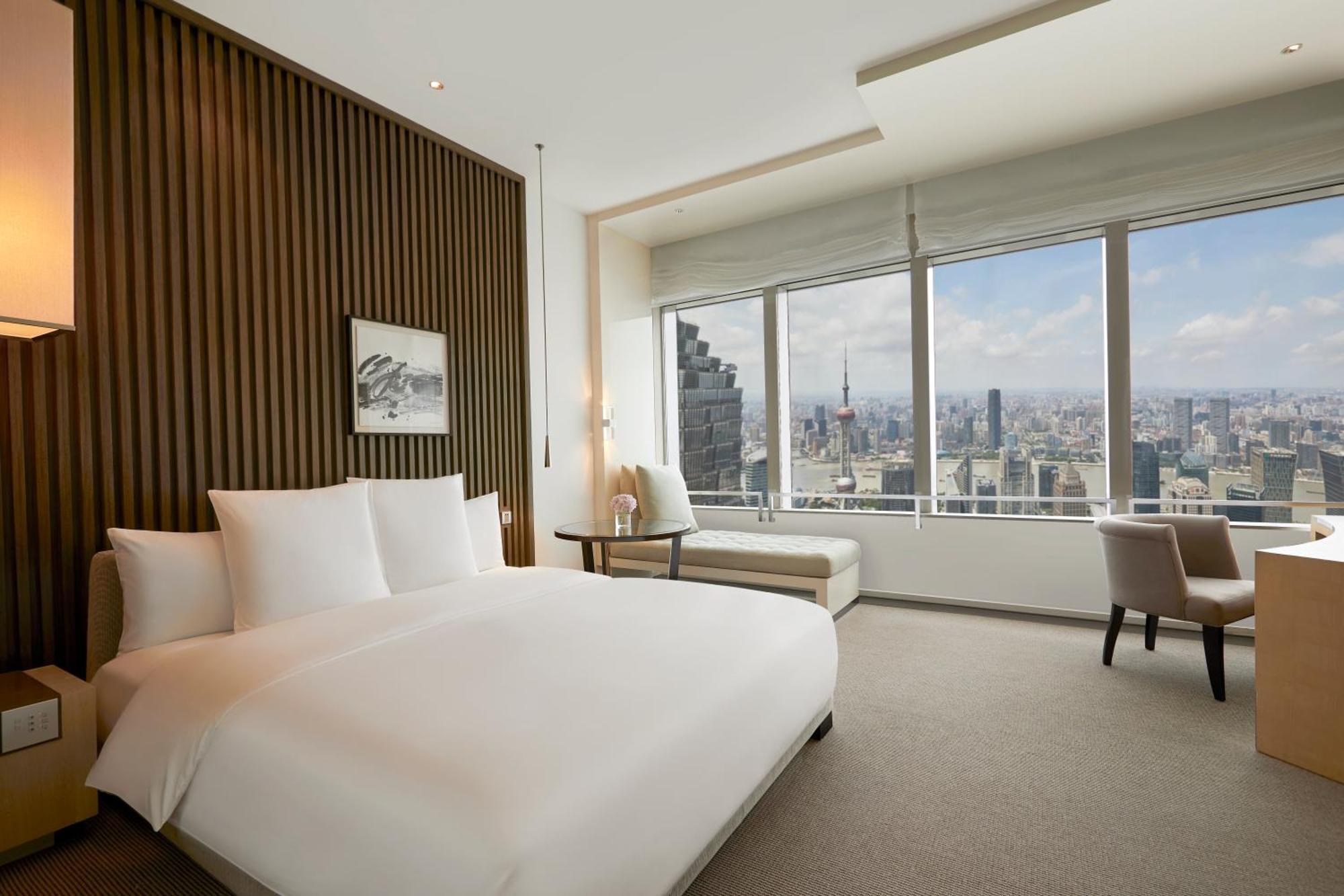 King Room Pearl Tower River View