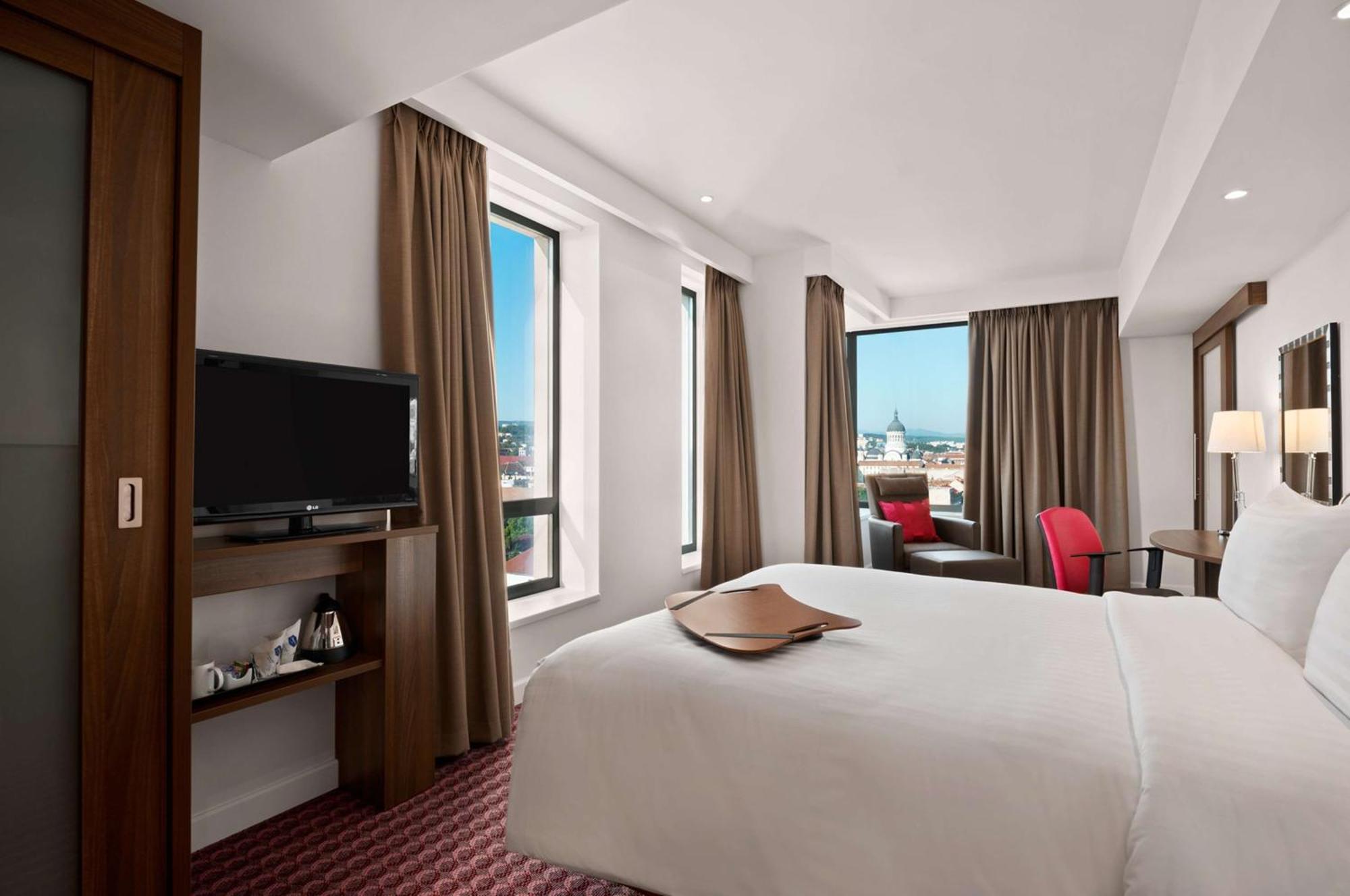 Habitación Premium con vistas - Cama grande - No fumadores