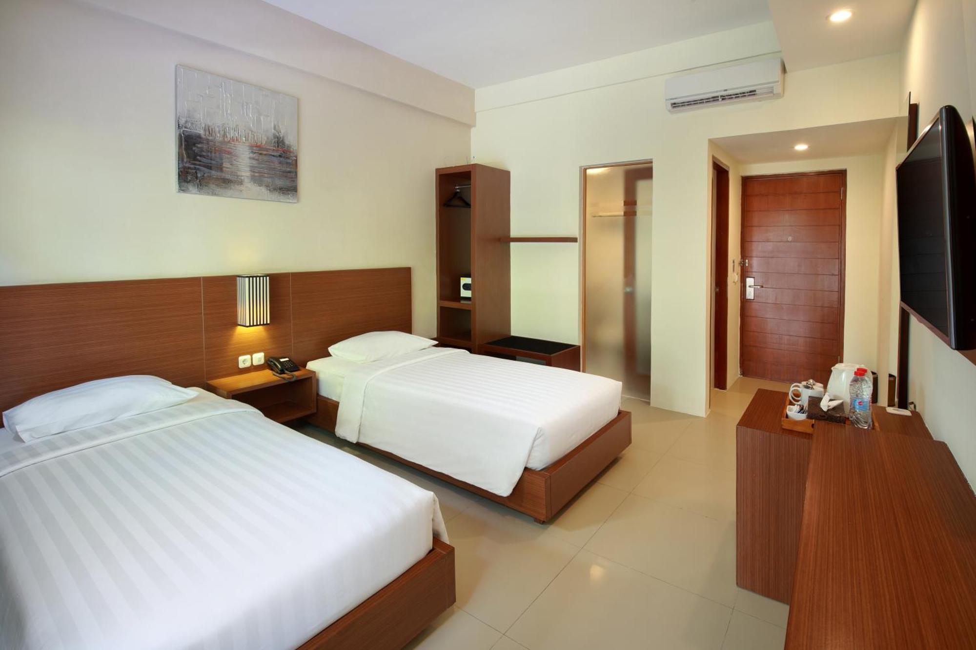 Superior Room Pool Access,1277831560:JPEG