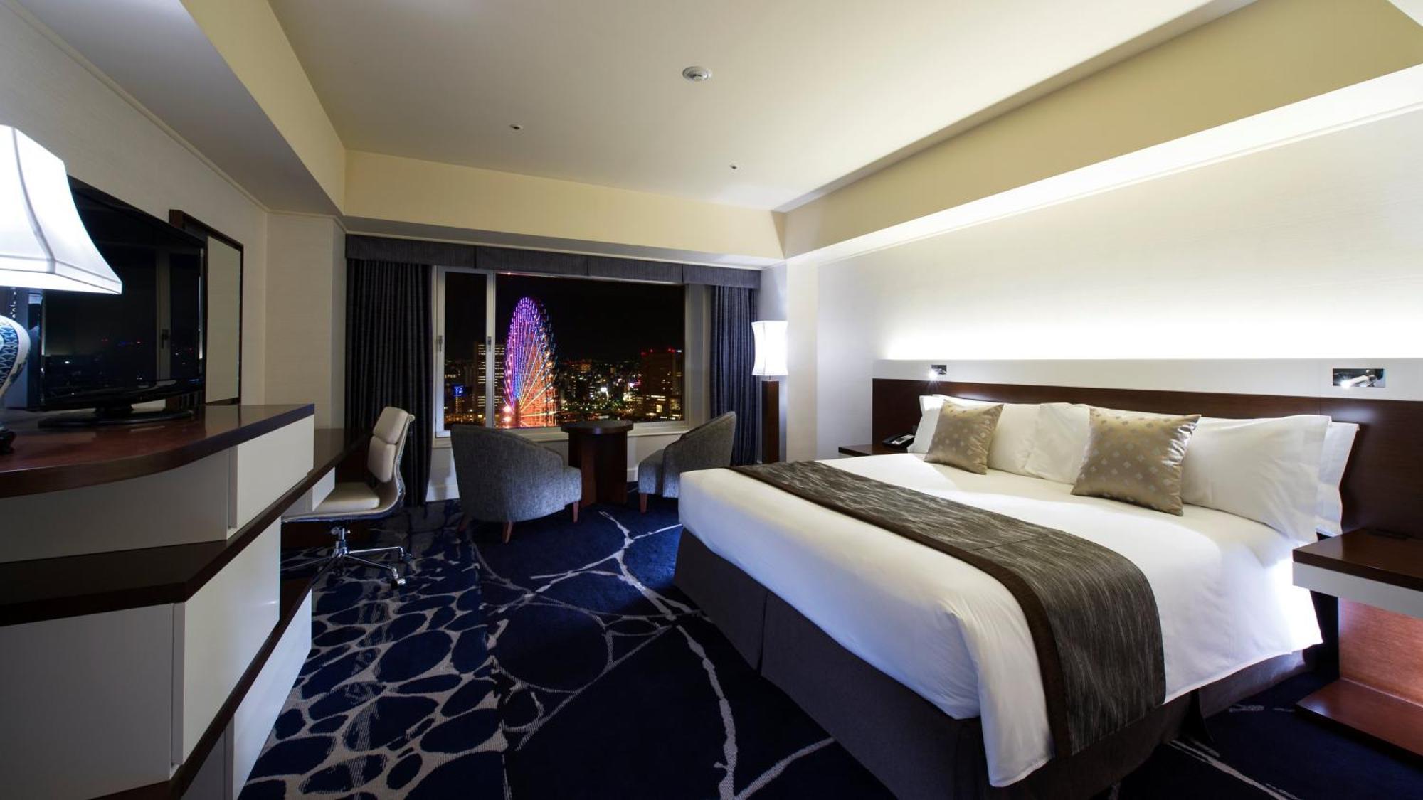 Premium King Room with City View