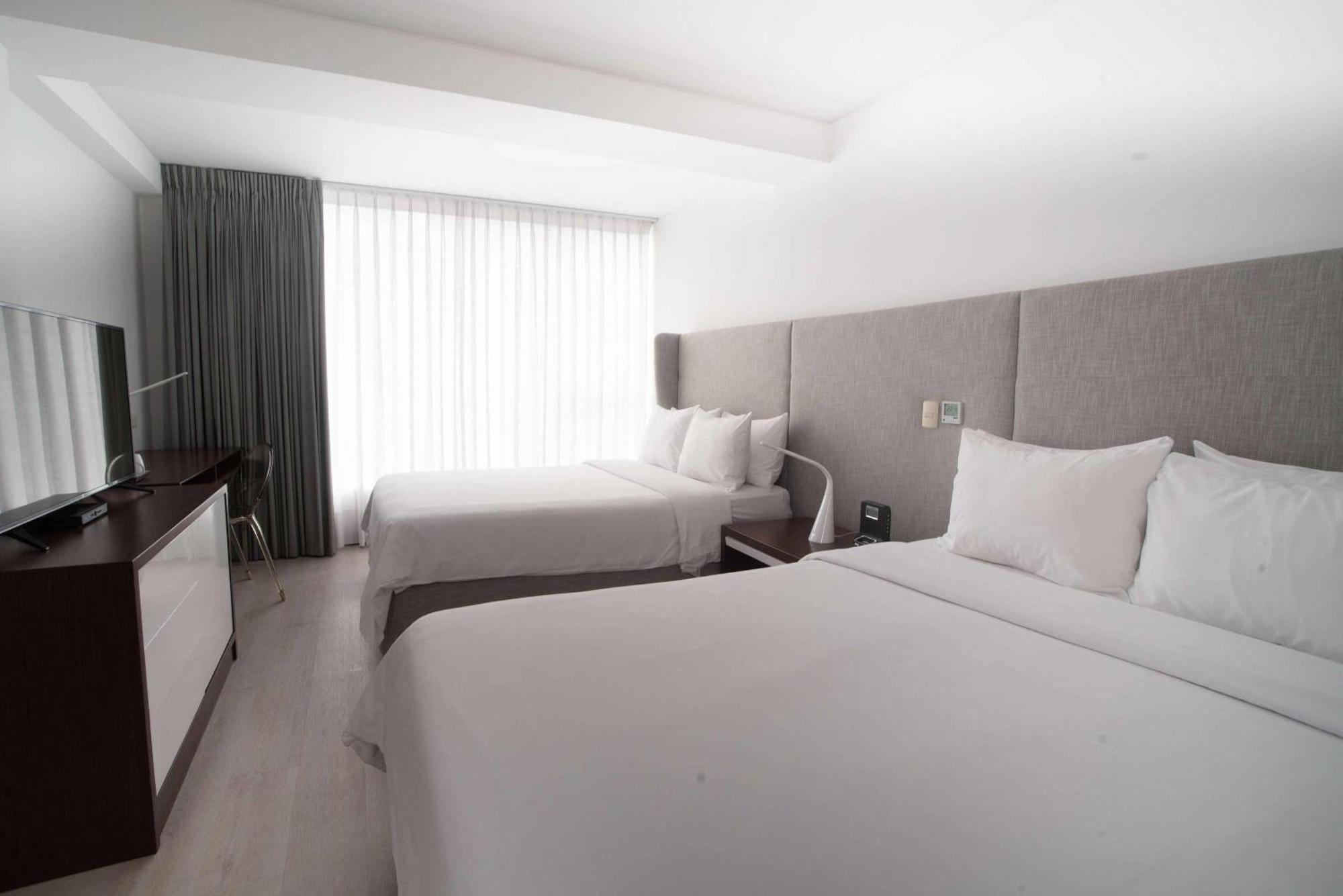 Premium Double Room with Two Double Beds,1213919380:JPEG