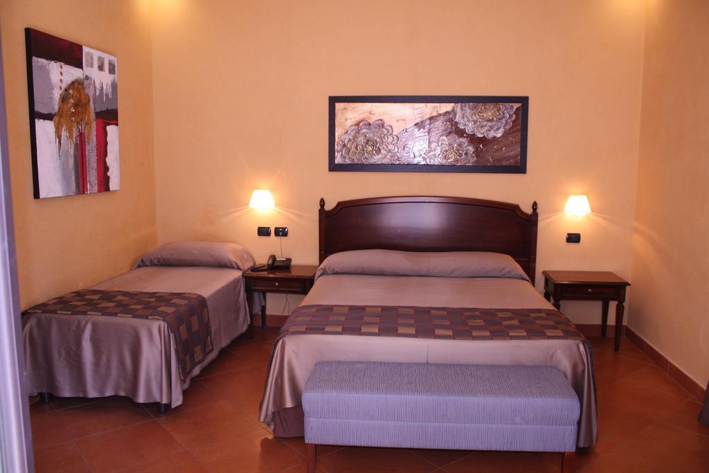 Classic Triple Room
