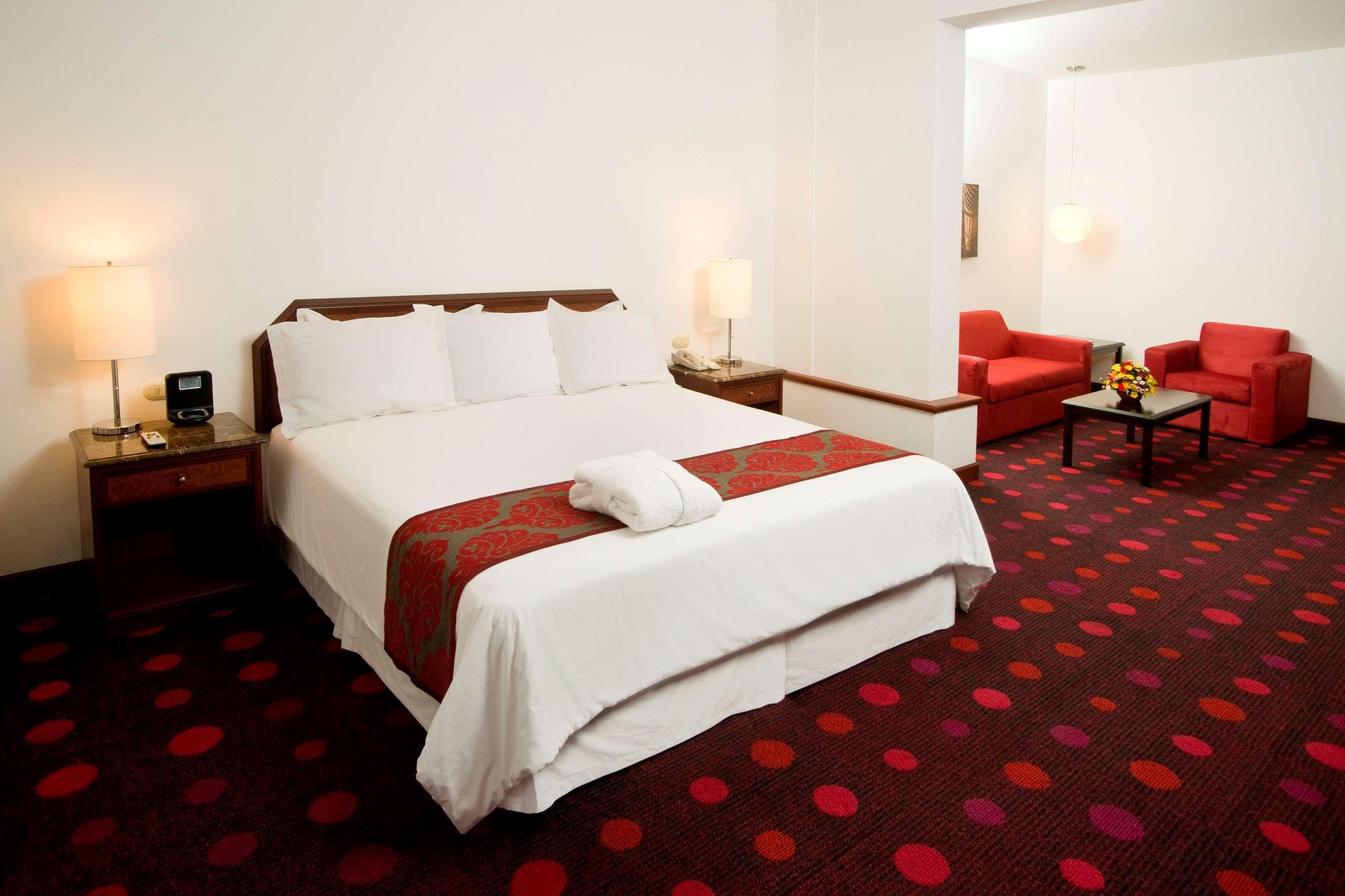 King Suite Spa Bath