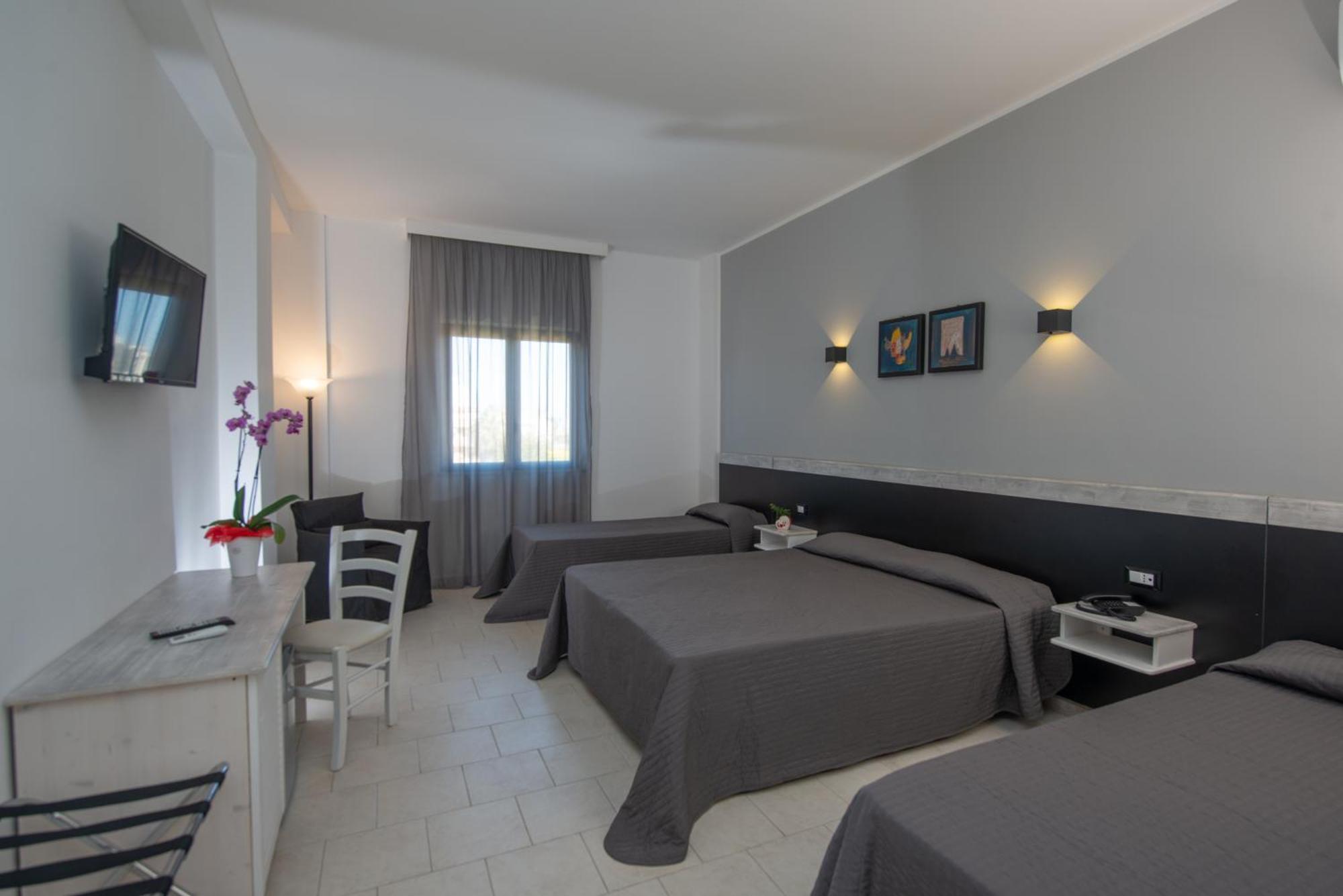 Standard Quadruple Room