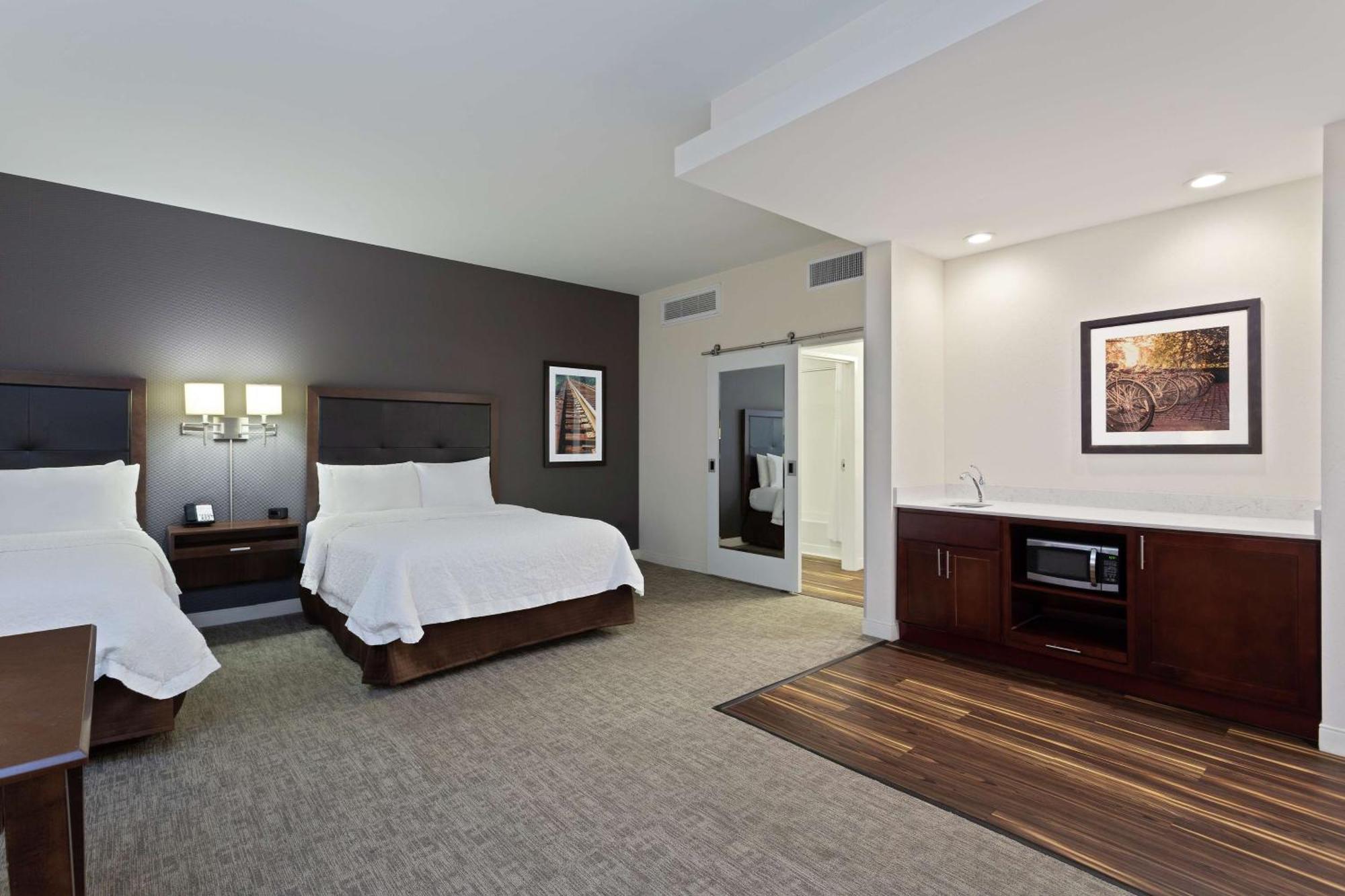 Queen Studio Suite Two Queen Beds Non-Smoking